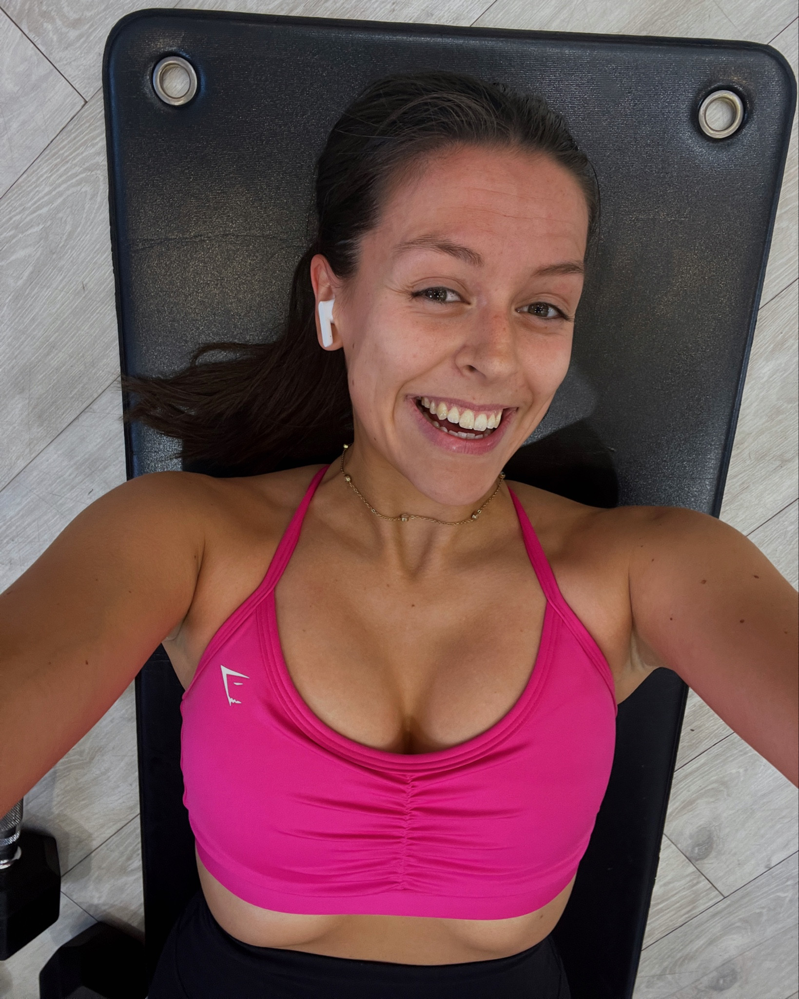 a barbie moment🎀💓🦈

gymshark pink sports bra, gym outfit, activewear

#LTKsummer #LTKfitness #LTKuk