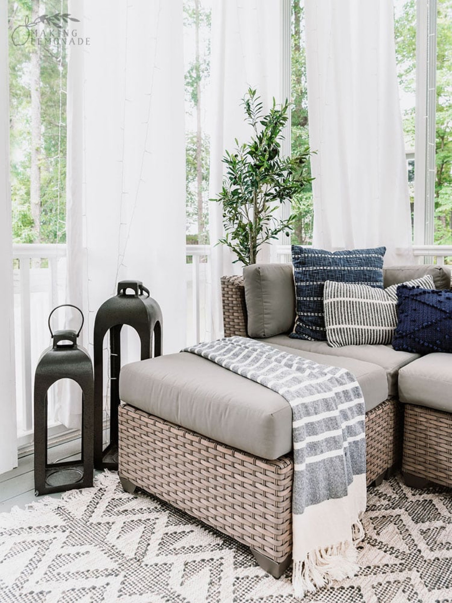 Three season porch details ✨

#LTKHome #LTKSeasonal