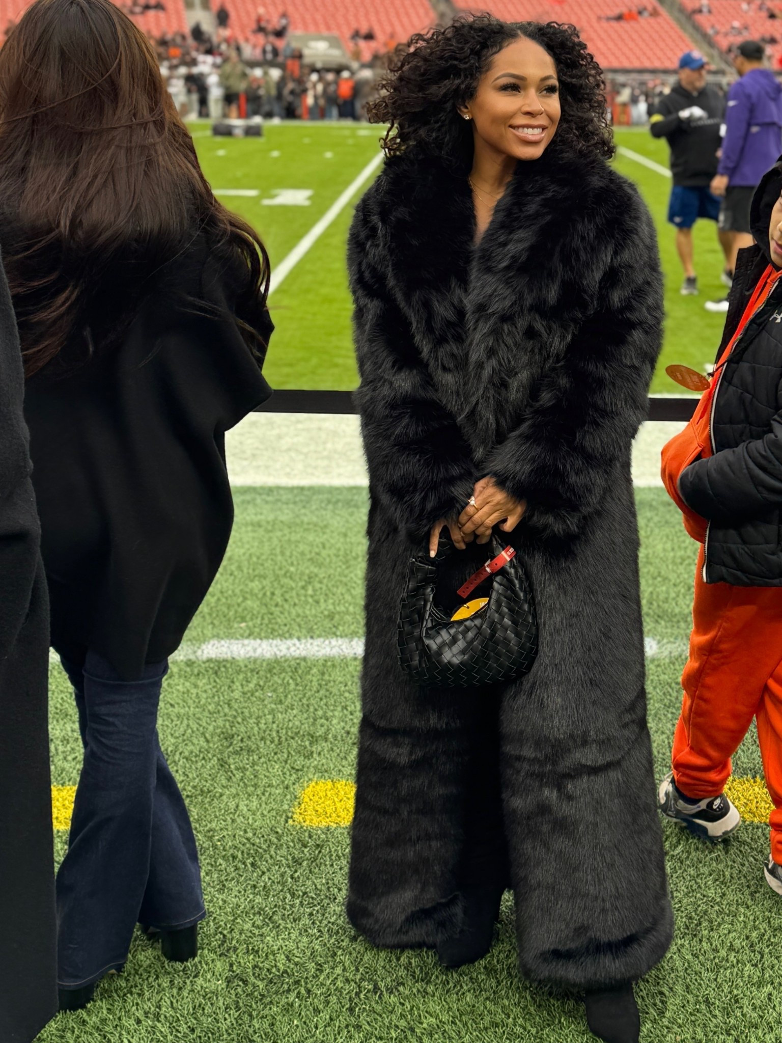 If Sunday Service had a dress code‼️

Jacket:XS
Boots: Naked Wardrobe 
Bodysuit: Small



#LTKmomlife #LTKdayinmylife #LTKgrwm