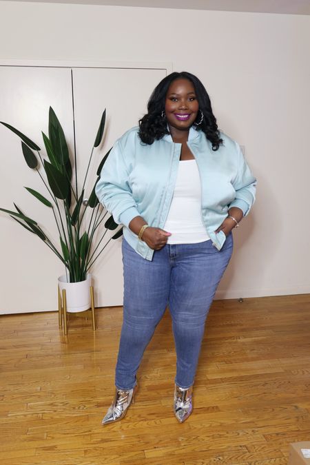 This spring bomber jackets are going to be trending. As a #walmartpartner I’ve found a couple of bomber jackets that are cute and easy to dress up
Or down.

I love this satin bomber jacket from @walmart it’s lightweight and gives street style vibes. 


#LTKstyletip #LTKplussize #LTKfindsunder50