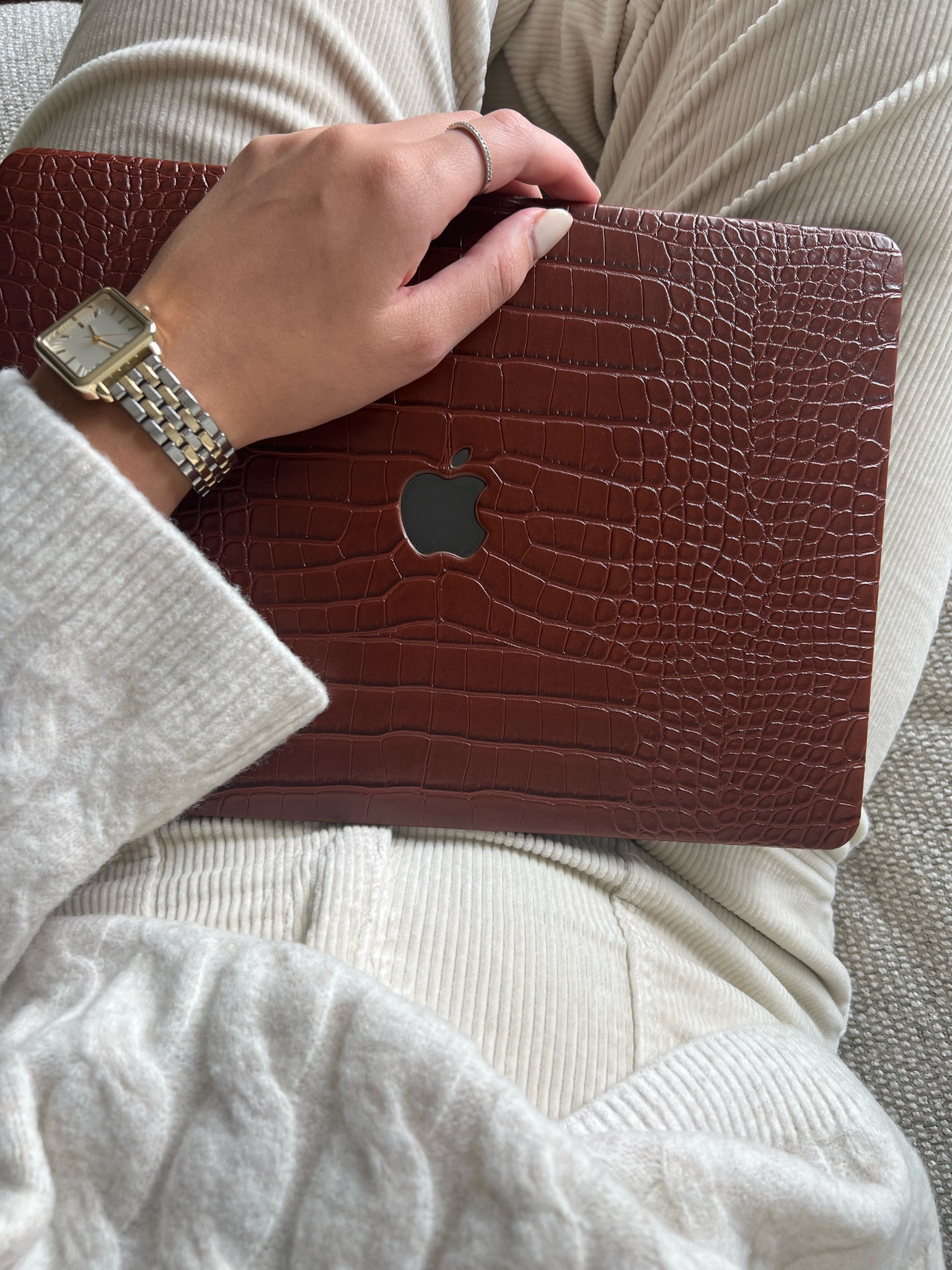 Still haven’t been able to find a better more chic laptop case than this one 🥰 ! 
@chicgeeks 

#chicgeeks #laptopcase #tech #laptop #travel #techgadgets #giftideas #gift #LTKsale #onsale #salealert #christmas #christmasgift 

#LTKsalealert #LTKGiftGuide #LTKunder100