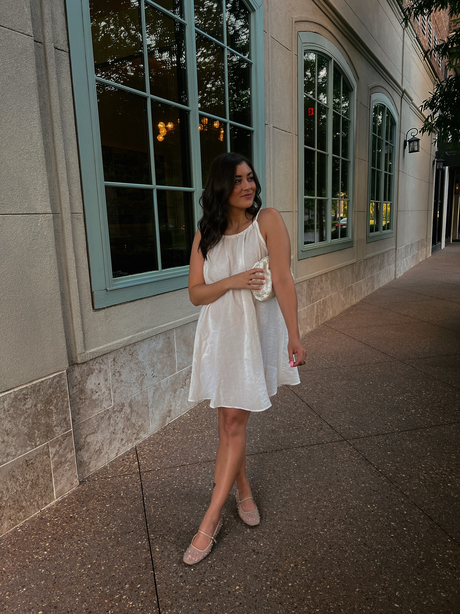 Casual spring date night look🤍

#LTKstyletip #LTKfindsunder100 #LTKshoecrush