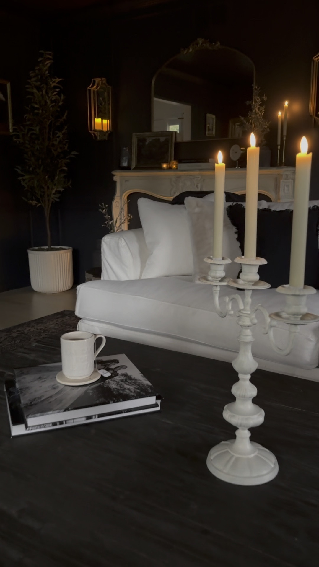 Early morning vibes in the black room 🖤

DM me CANDLES for links! 

#flamelesscandles #vintagedecor #moodydecor #moodyinteriors #vintageinteriors #blackwalls 

#LTKhome