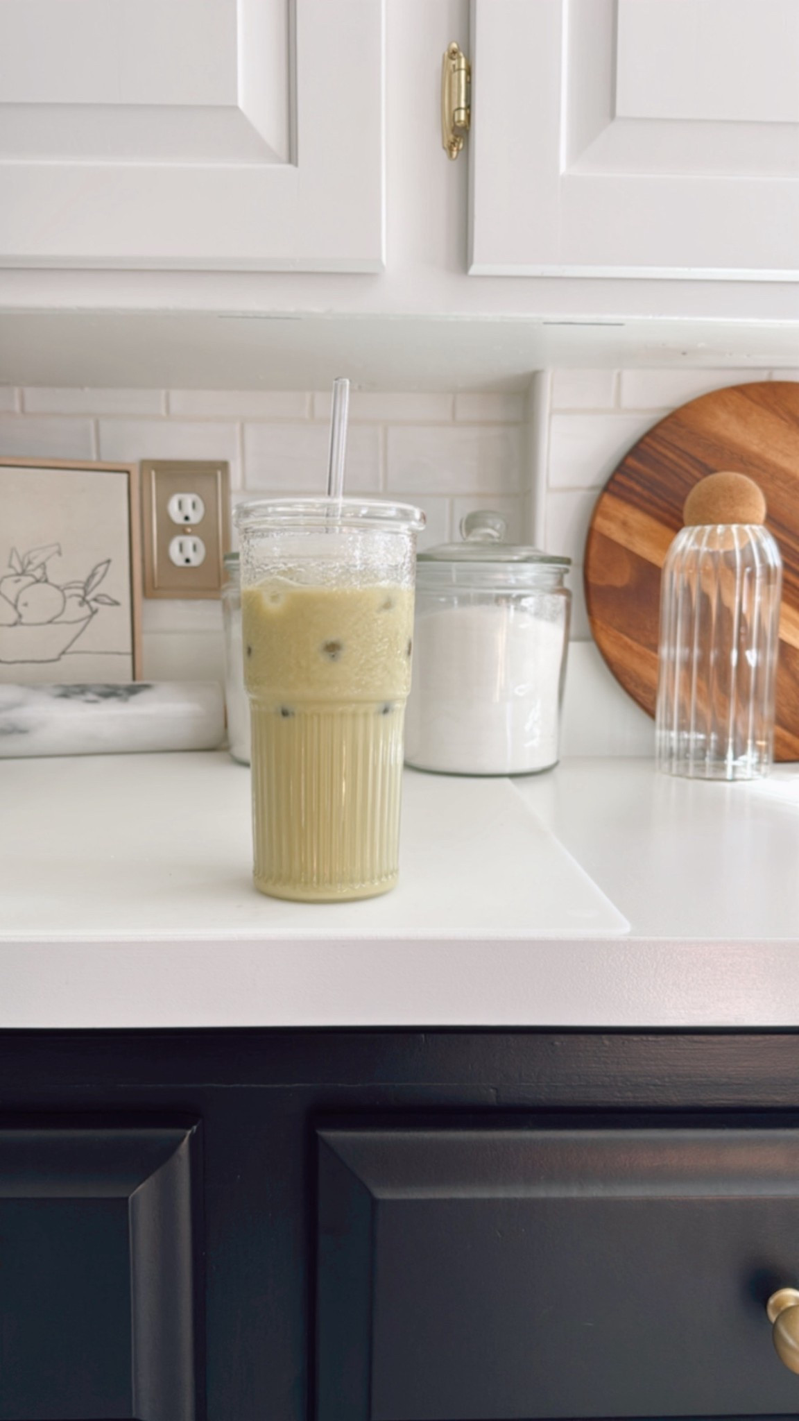 My favorite $10 iced coffee cup on Amazon. Big enough for tons of ice and caffeine but not too heavy.

#LTKHome #LTKSeasonal #LTKFindsUnder50