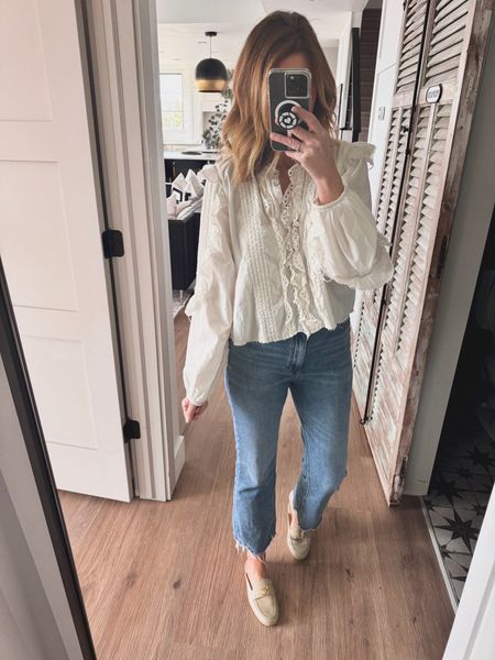 What I wore Rag and Bone Casey high rise ankle flare size 27
We the Free mar ruffle blouse size smalll

#LTKstyletip #LTKover40