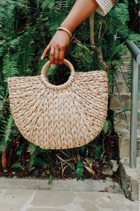 If the perfect vacation bag doesn’t exist, then explain this. 10/10 would recc this bag for vacay. It fits so much in it, works for literally most, if not all of my outifts and it’s cute. 😍

Beach bag, summer bag, target bag, straw bag

#LTKtravel #LTKstyletip #LTKSeasonal