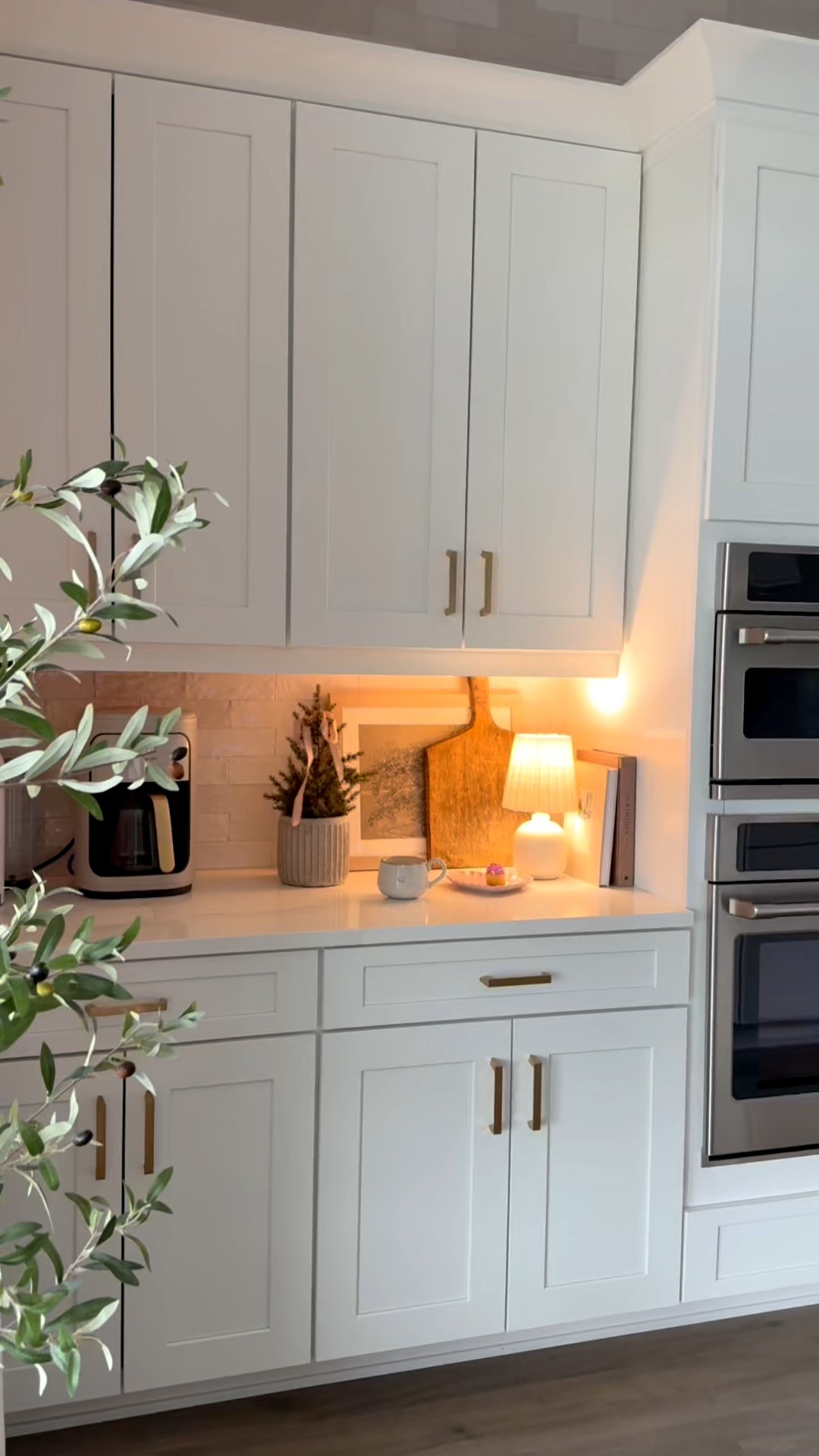 Adding a sprinkle of love to my coffee bar!! 💗🎀



#valentinesday #valentinescoffeebar #coffeebar #heartmug #minilamp #cookbooks #coffeemaker #nespressomachine #kitchenstyling #kitcheninspo 

#LTKSeasonal #LTKHome #LTKValentine