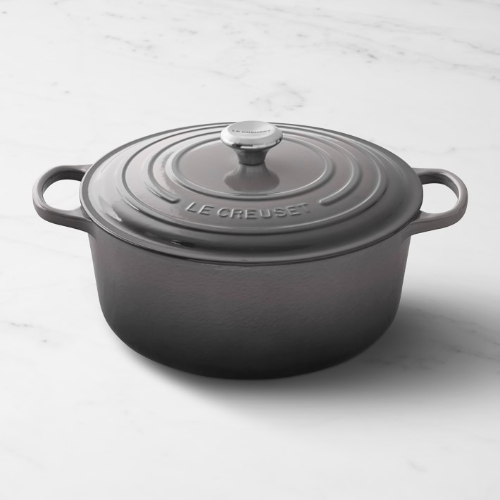 Le Creuset Signature Enameled Cast Iron Round Oven | Williams-Sonoma