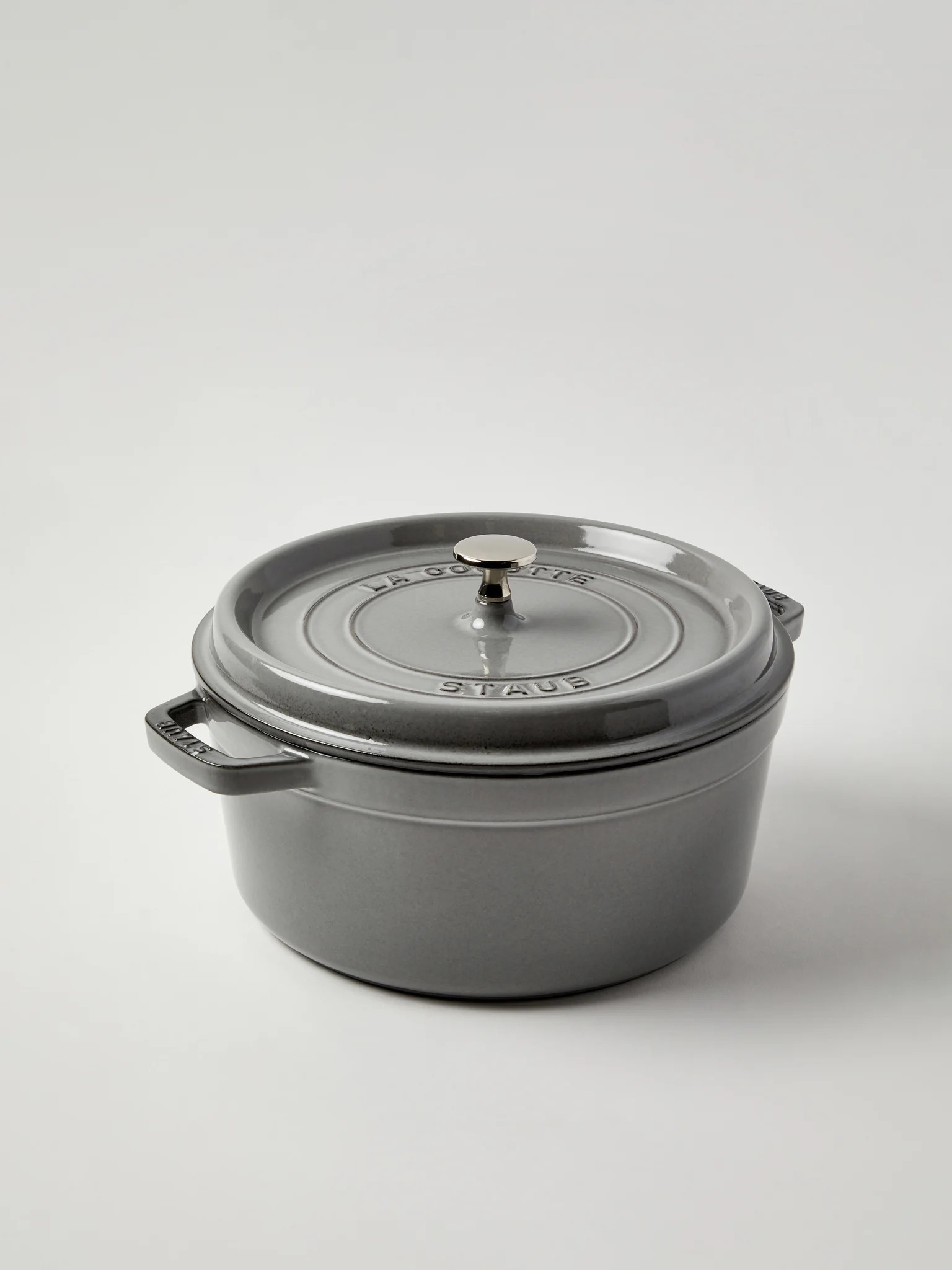 Cast Iron Round Cocotte | Verishop