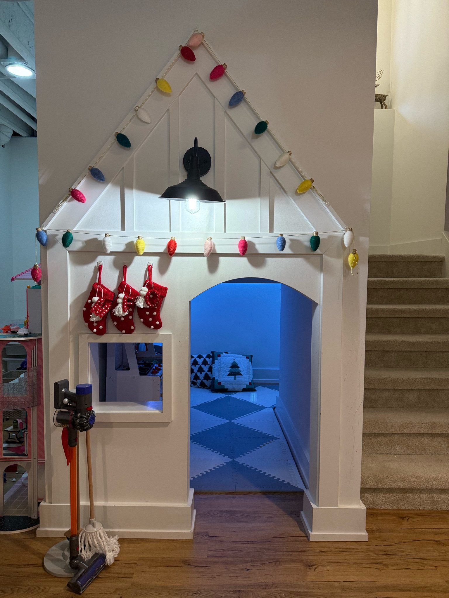 Christmas playhouse decor ✨🎄

#LTKSeasonal #LTKKids #LTKHoliday