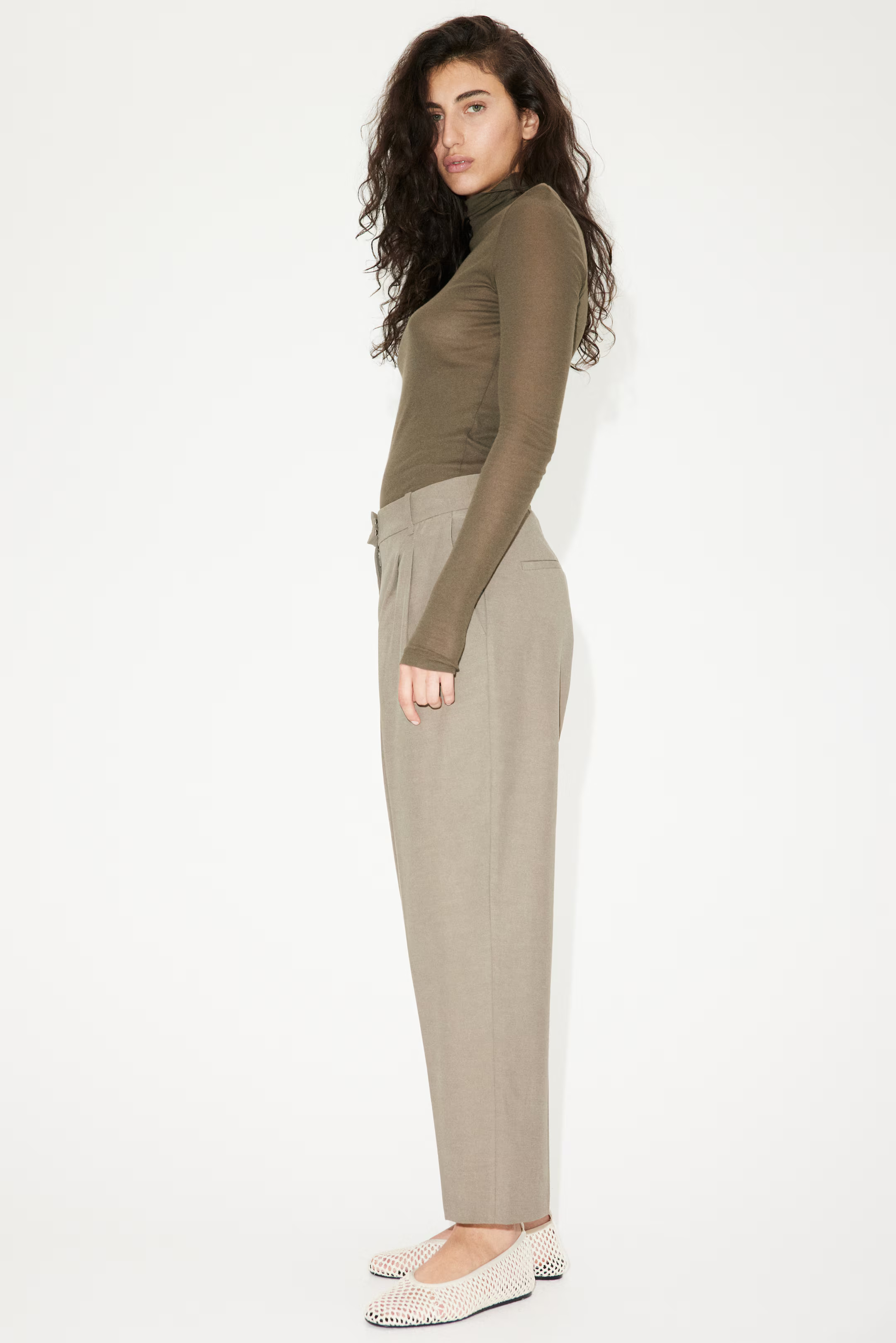 Tapered Twill Pants | H&M (US + CA)