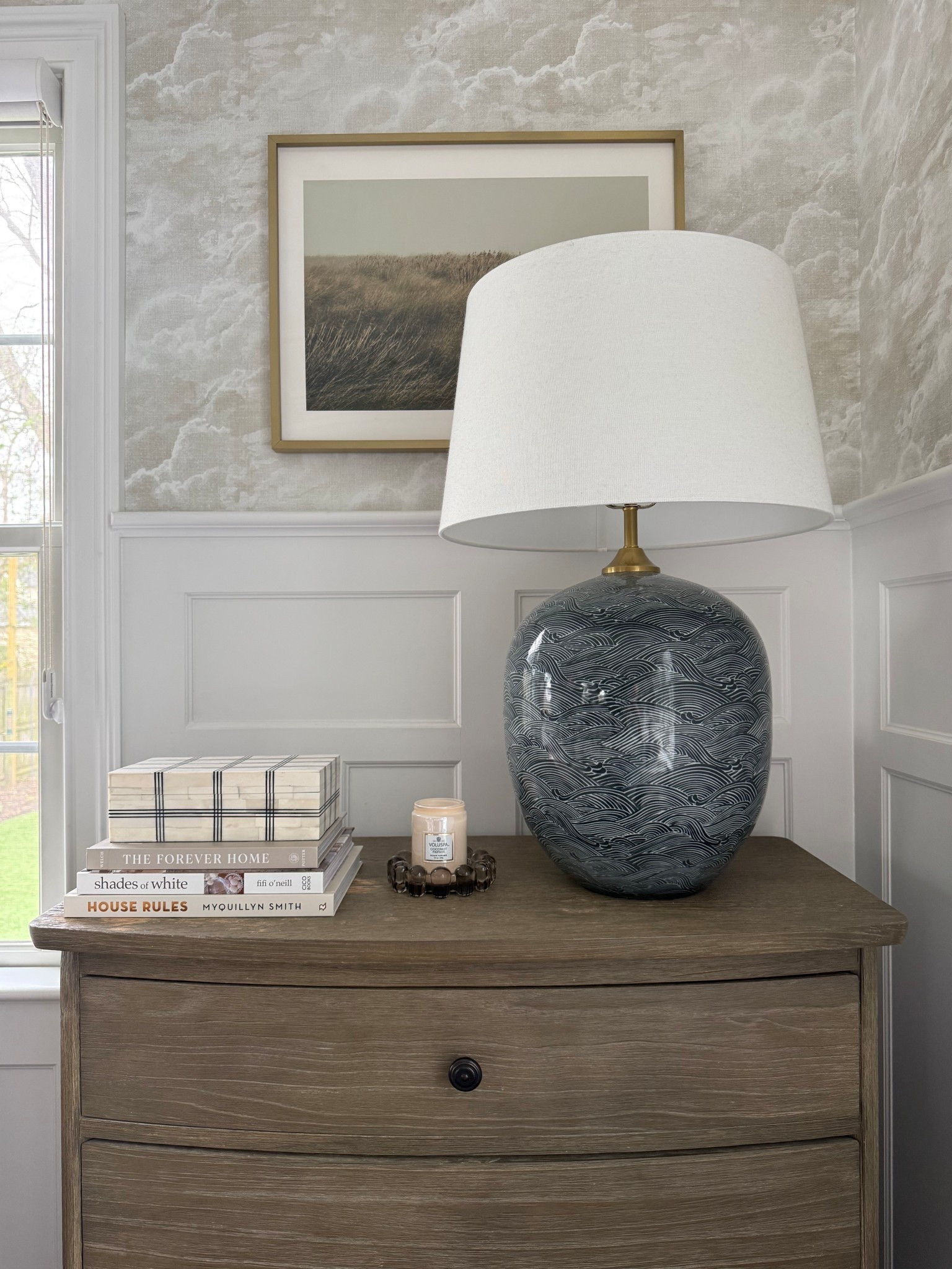 Love this peel and stick wallpaper! The quality is amazing and it’s so simple (and fun!) to install. A quick weekend DIY that makes such an impact!

#LTKHome #LTKdayinmylife #LTKSeasonal