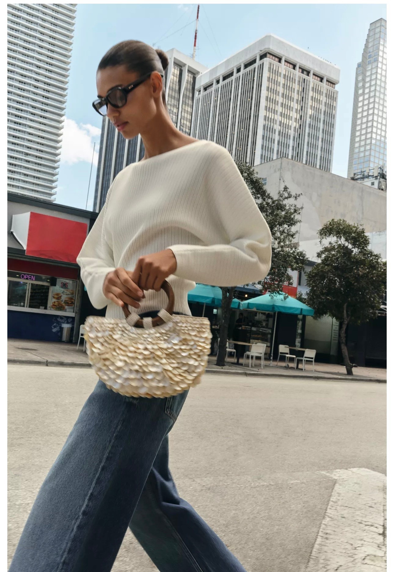 The most wanted Zara shell bag is back!!! #accessories #Handbags 

#LTKdayinmylife #LTKootd