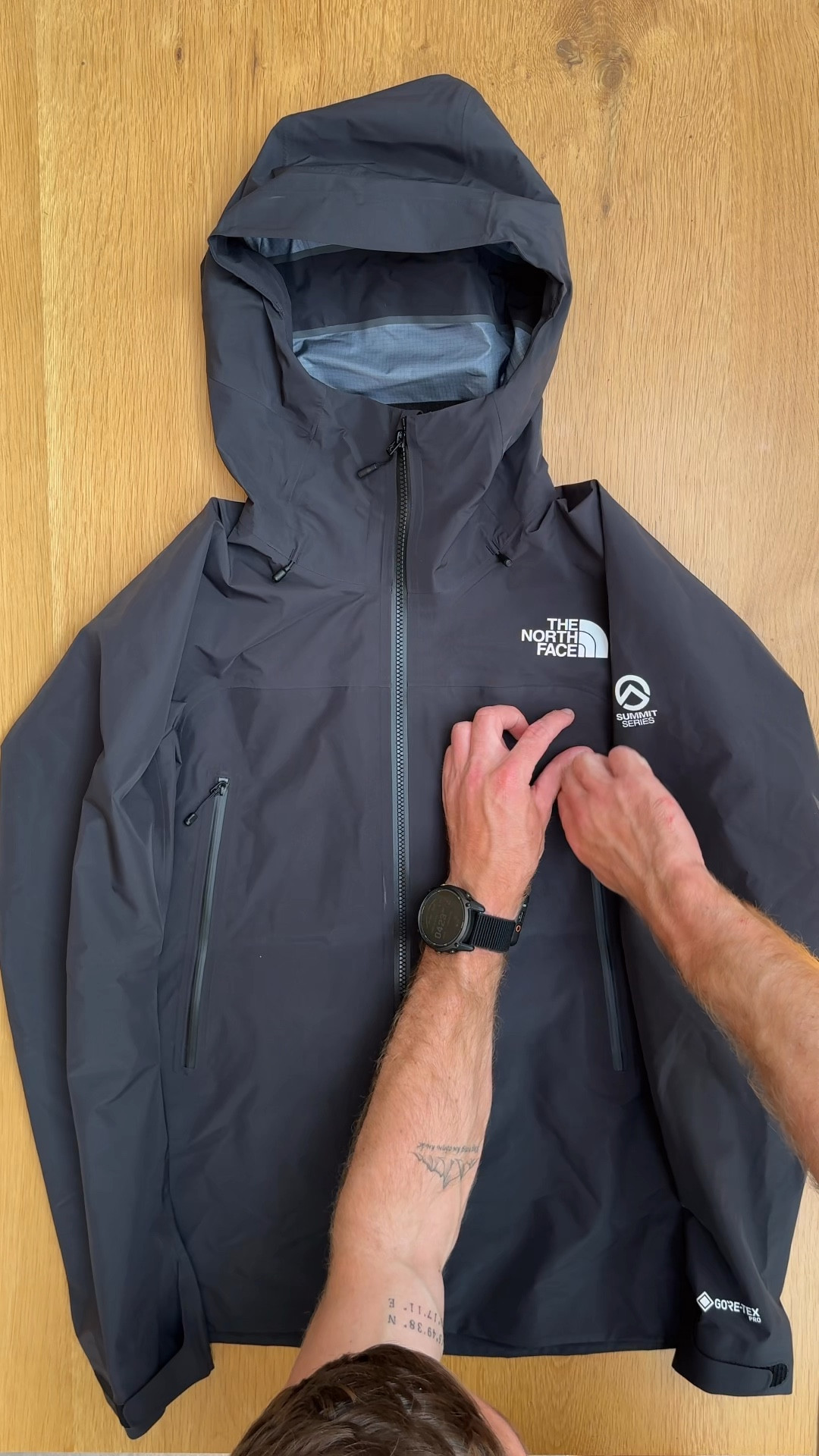 Summit Cayesh GORE-TEX Pro Jacket – built for the extreme:

•	🌪 3-layer GORE-TEX Pro – maximum waterproof protection, minimum weight

•	♨ Zipped underarm vents – stay cool when the climb heats up

•	💨 Laser-cut micro-perforations – breathable without losing warmth

•	🎯 Adjustable hood & hem – perfect fit in any condition

•	🏔 Designed for the toughest mountaineering missions
