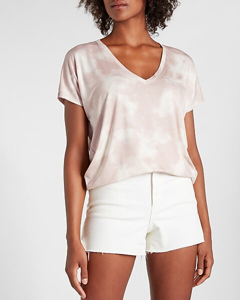 Tie Dye Relaxed V-Neck London Tee | Express