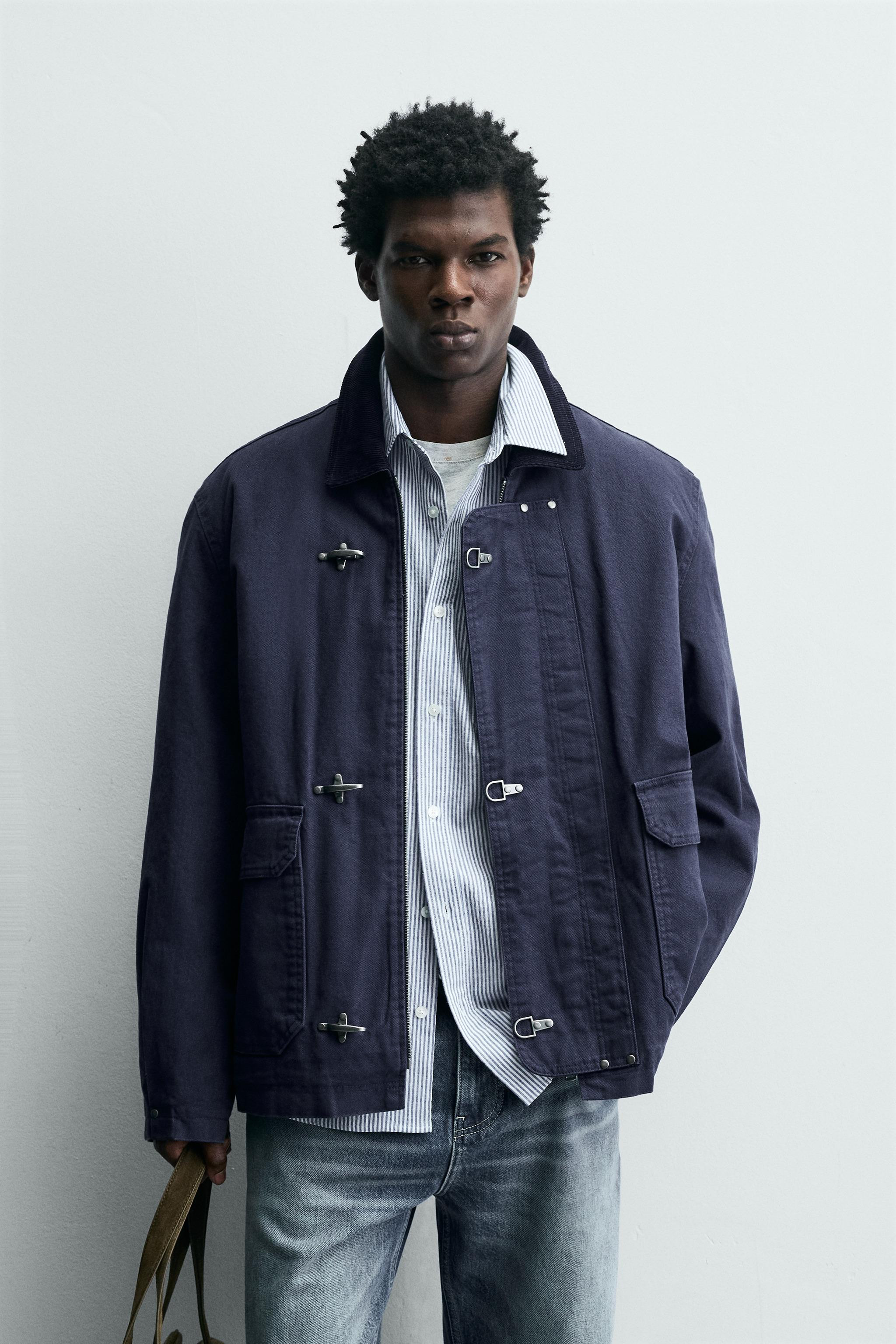 CONTRAST COLLAR FIREMAN CLASP JACKET | Zara US