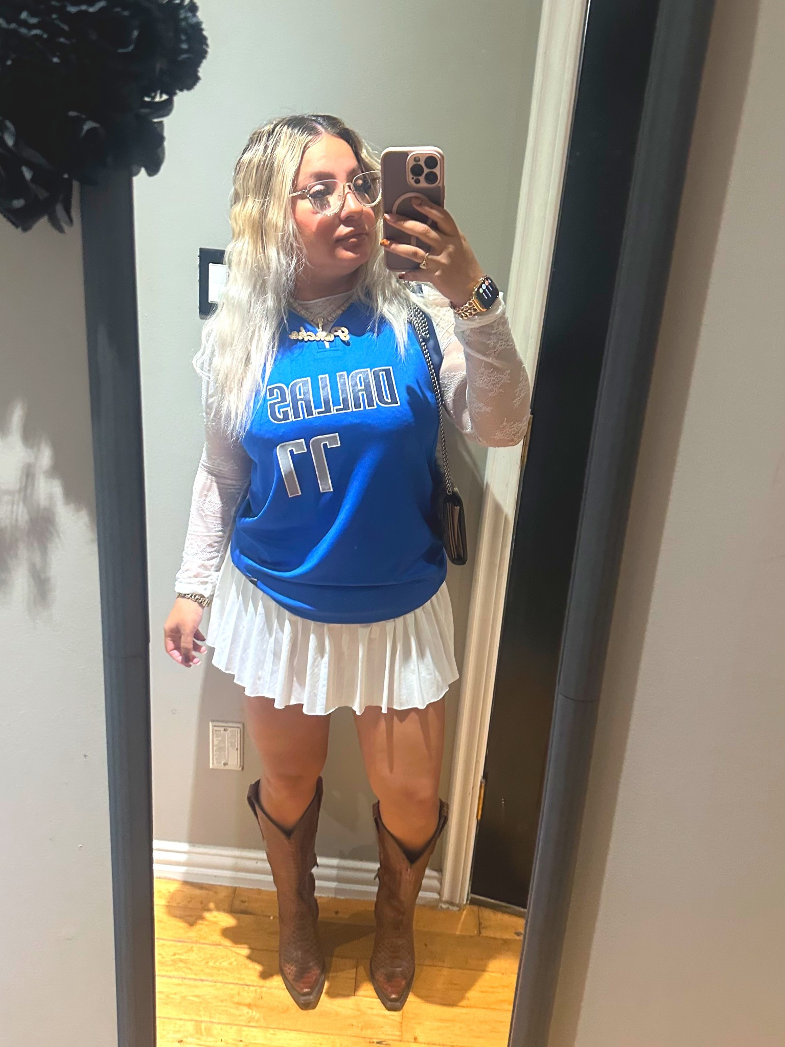 NBA game day fit 

#LTKPetite #LTKStyleTip #LTKFindsUnder100