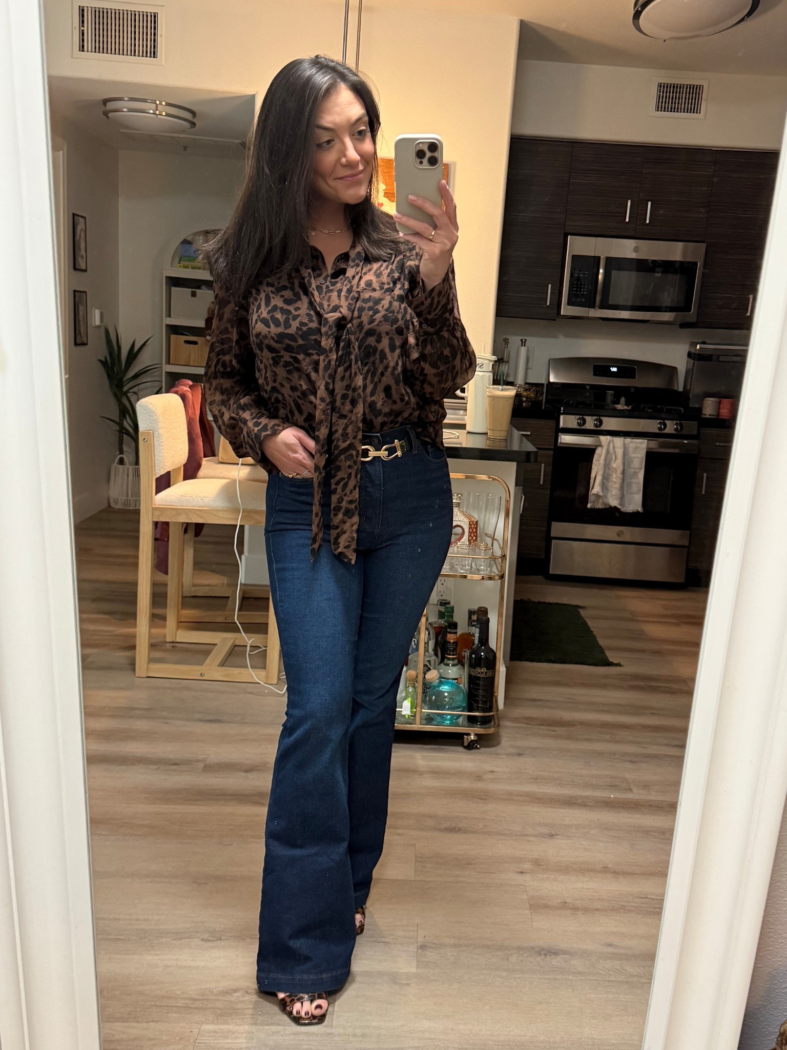 Finally dove in on the Walmart jeans… and wow am I impressed? Also, top is on sale, too!

#LTKootd #LTKSaleAlert #LTKFindsUnder100