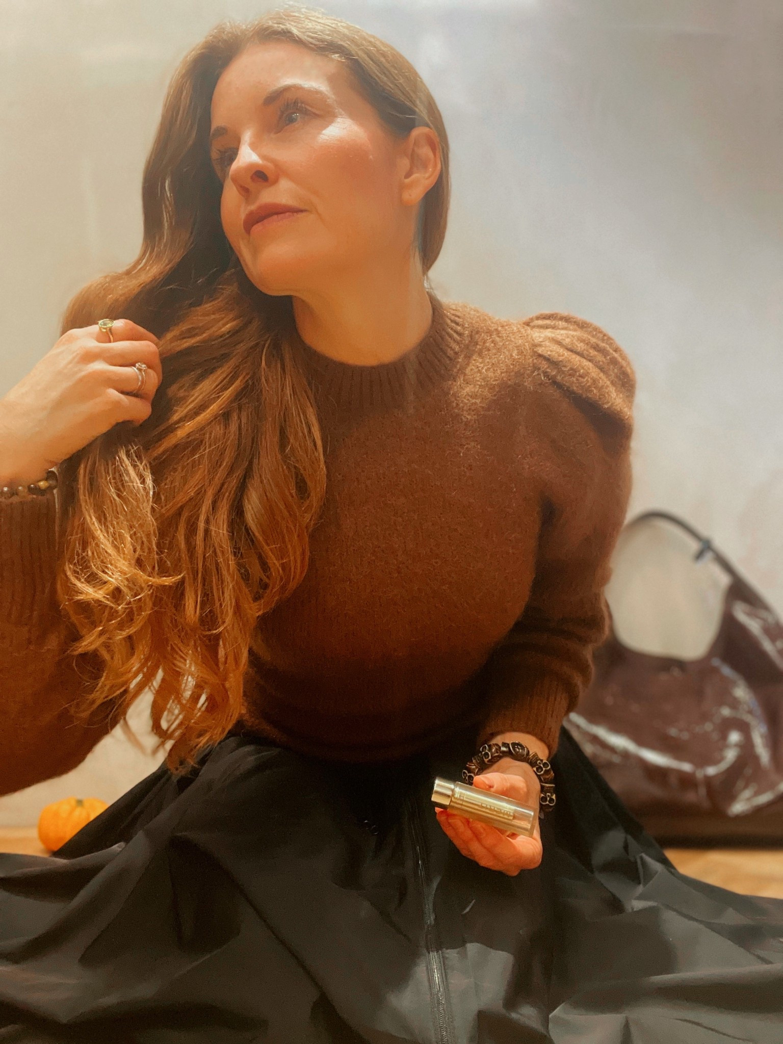 My autumn brown look with warm toned makeup featuring the ‘ Just now available’ signature lip-lip blush in Archival-cool mauve , from the Archival limited edition set @merit .
.
Wearing this BEAUTIFUL MOHAIR-BLEND PUFF-SLEEVE JUMPER paired with the burgundy patent tote bag . 


#LTKbeauty #LTKstyletip #LTKautumn