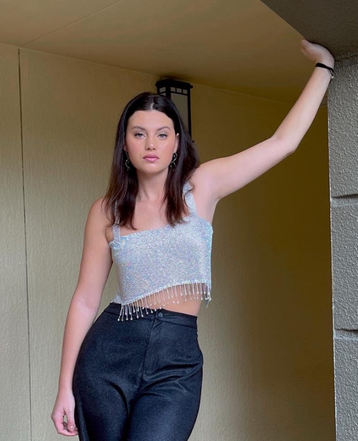 Selling a bunch of my clothes including this top on my depop page! Link in my IG and TikTok bio! 

#LTKTall #LTKootd #LTKFindsUnder50