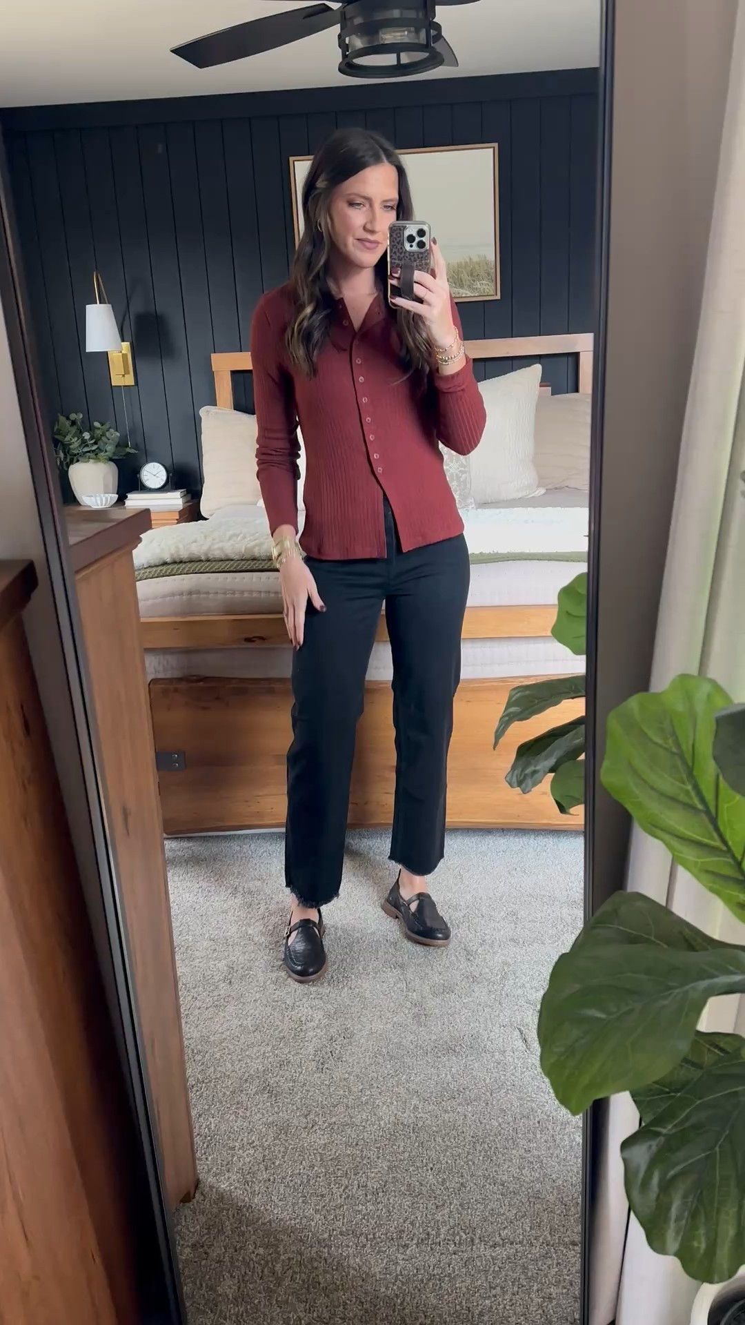 The BEST black jeans! Wearing a 27 with a 29.5 inseam. Size medium top. 