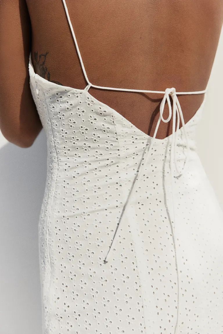 Button-front Eyelet Embroidery Dress - V-neck - Sleeveless - White - Ladies | H&M CA | H&M (US + CA)