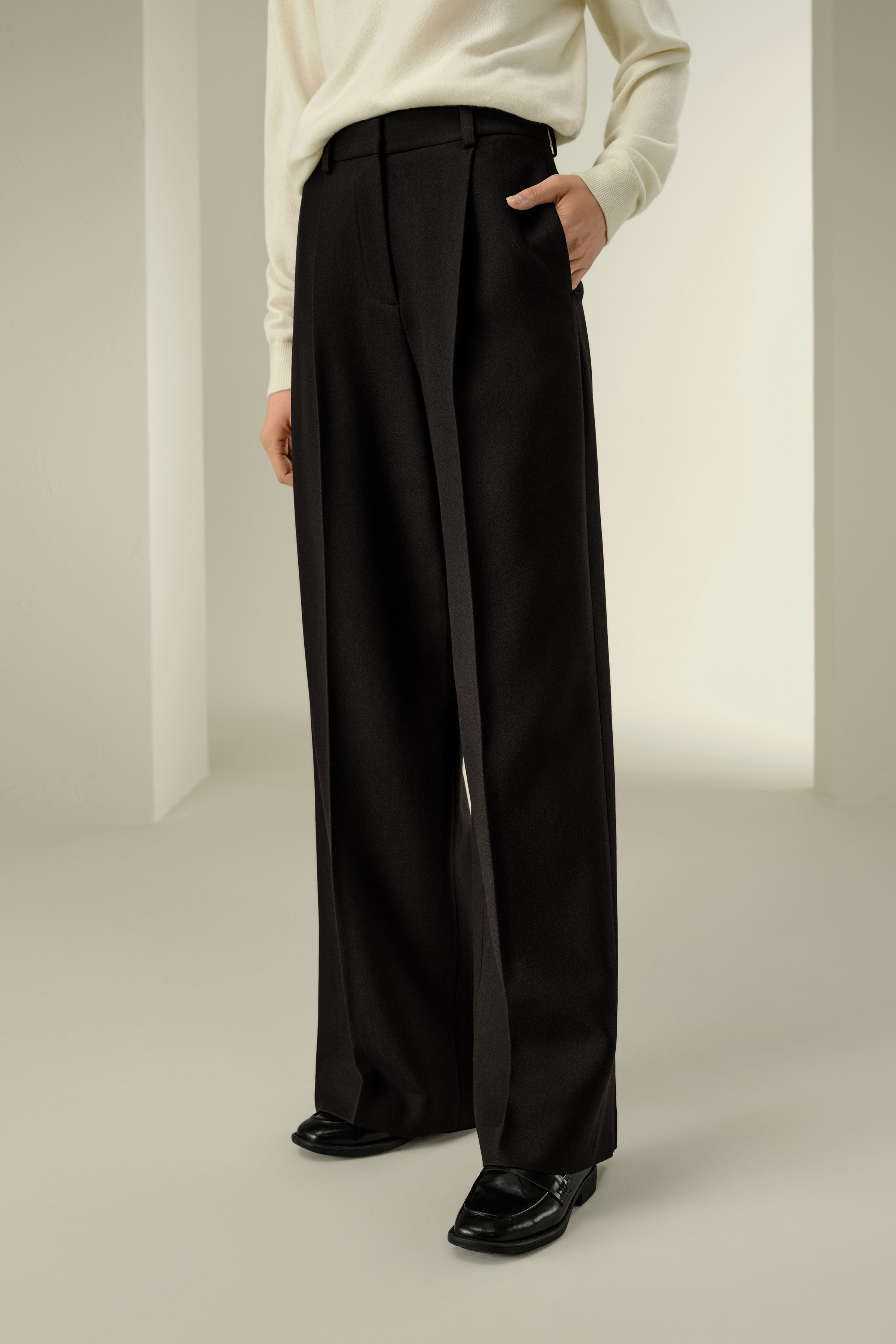 Silk-Wool Tweed Blend Trousers | LilySilk