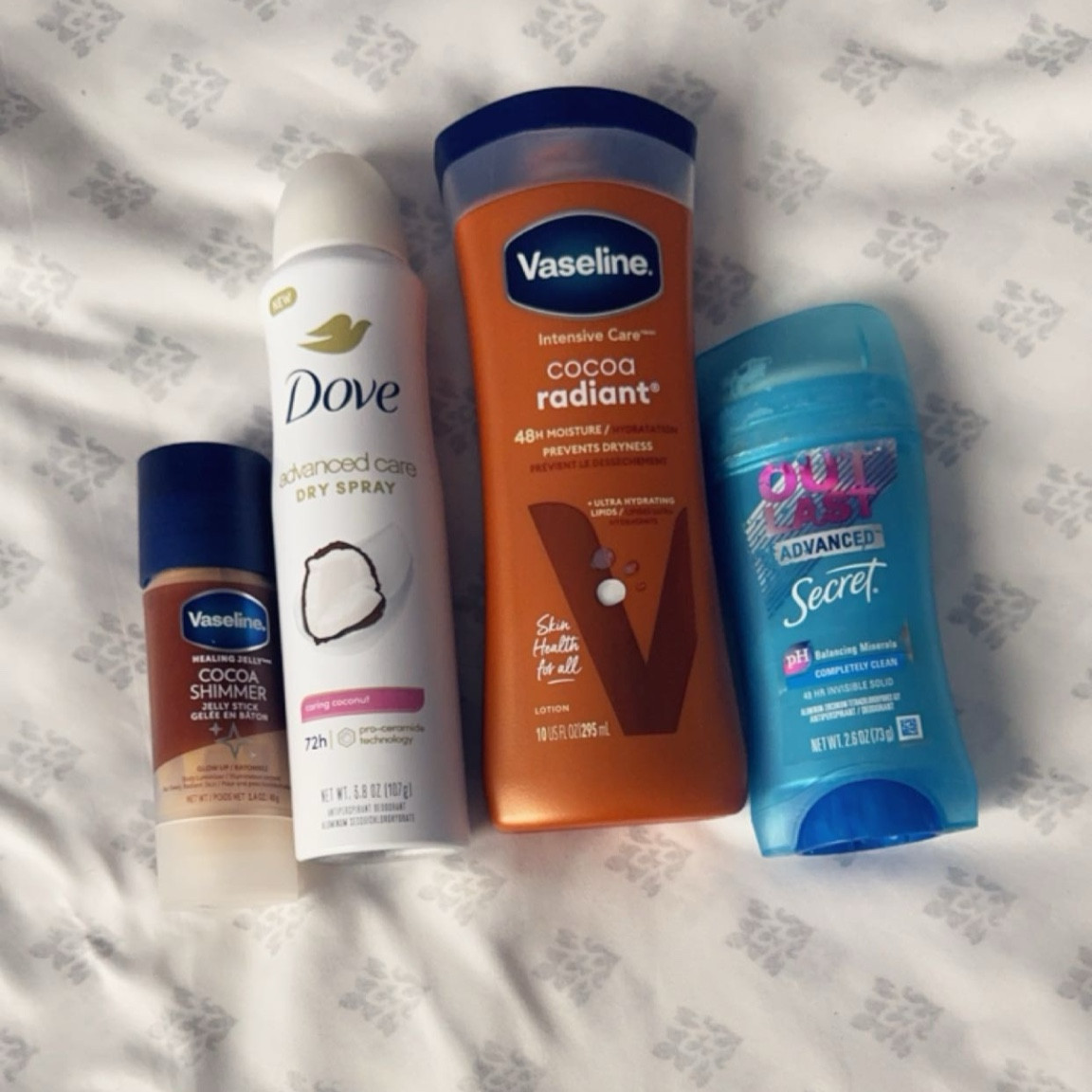 ☀️ Summer essentials alert! ☀️ Treat your body to some much-needed TLC with these summer goodies. From hydrating skincare products to refreshing body mists, make sure you're summer-ready from head to toe. Don't forget your sunscreen and a cute hat to protect you from those sun rays! 🌞💦 #SummerEssentials #TreatYourself #SelfCare #SunProtection #SummerReady
