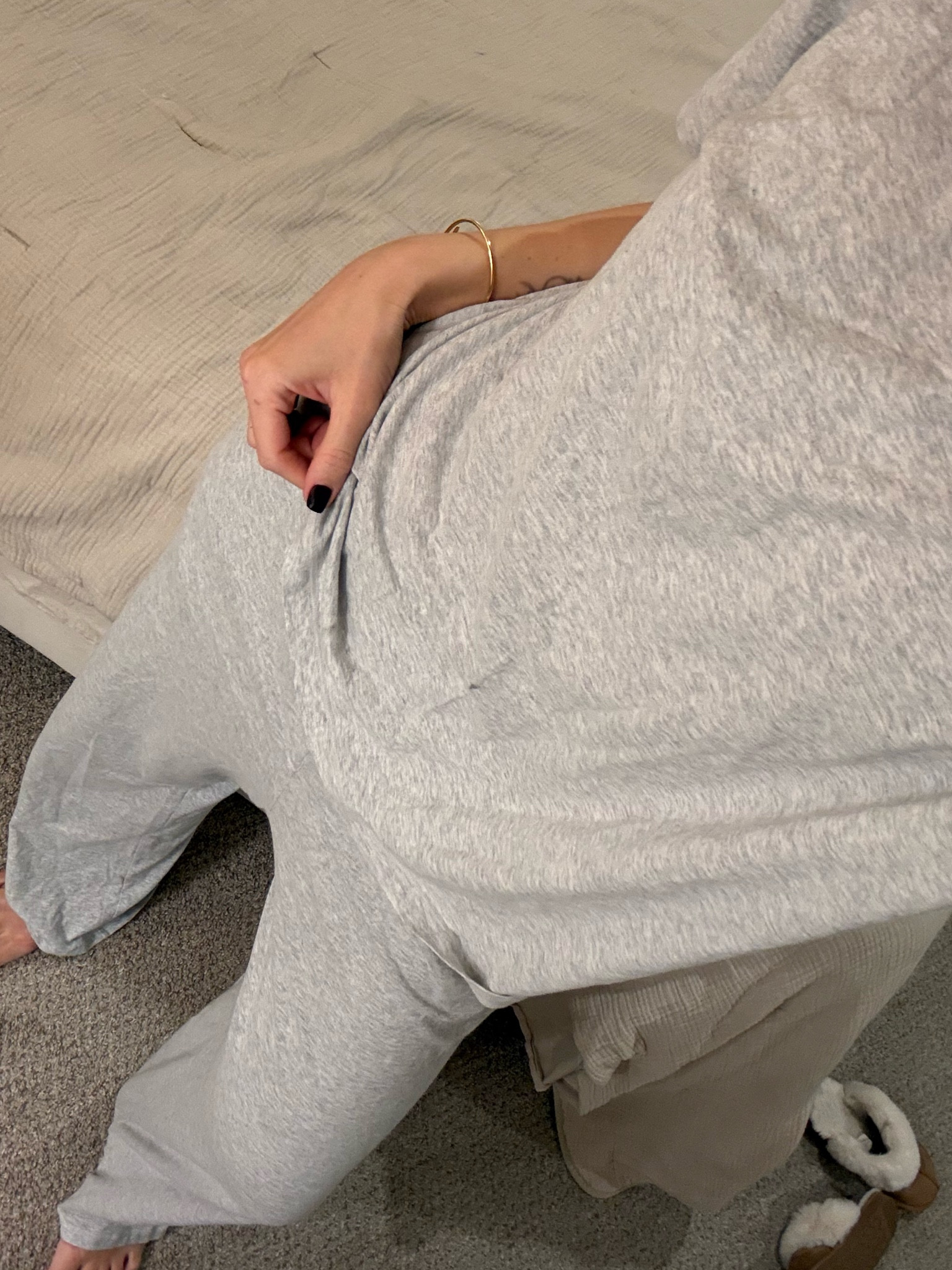 if you don’t immediately put on comfy clothes when you get home 

#LTKHoliday #LTKHome #LTKSeasonal