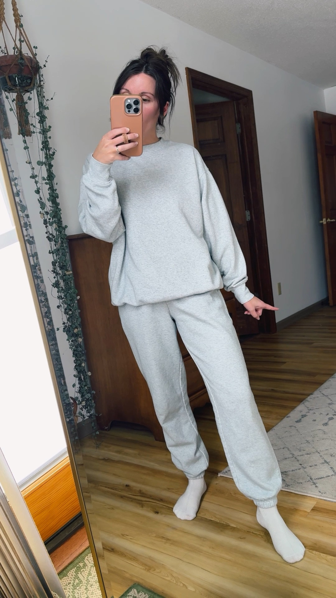 xs in the crewneck and sweatpants. I bought this set before Thanksgiving and have LIVED in them this winter ✌🏽🙌🏽



#LTKPetite #LTKootd #LTKgrwm