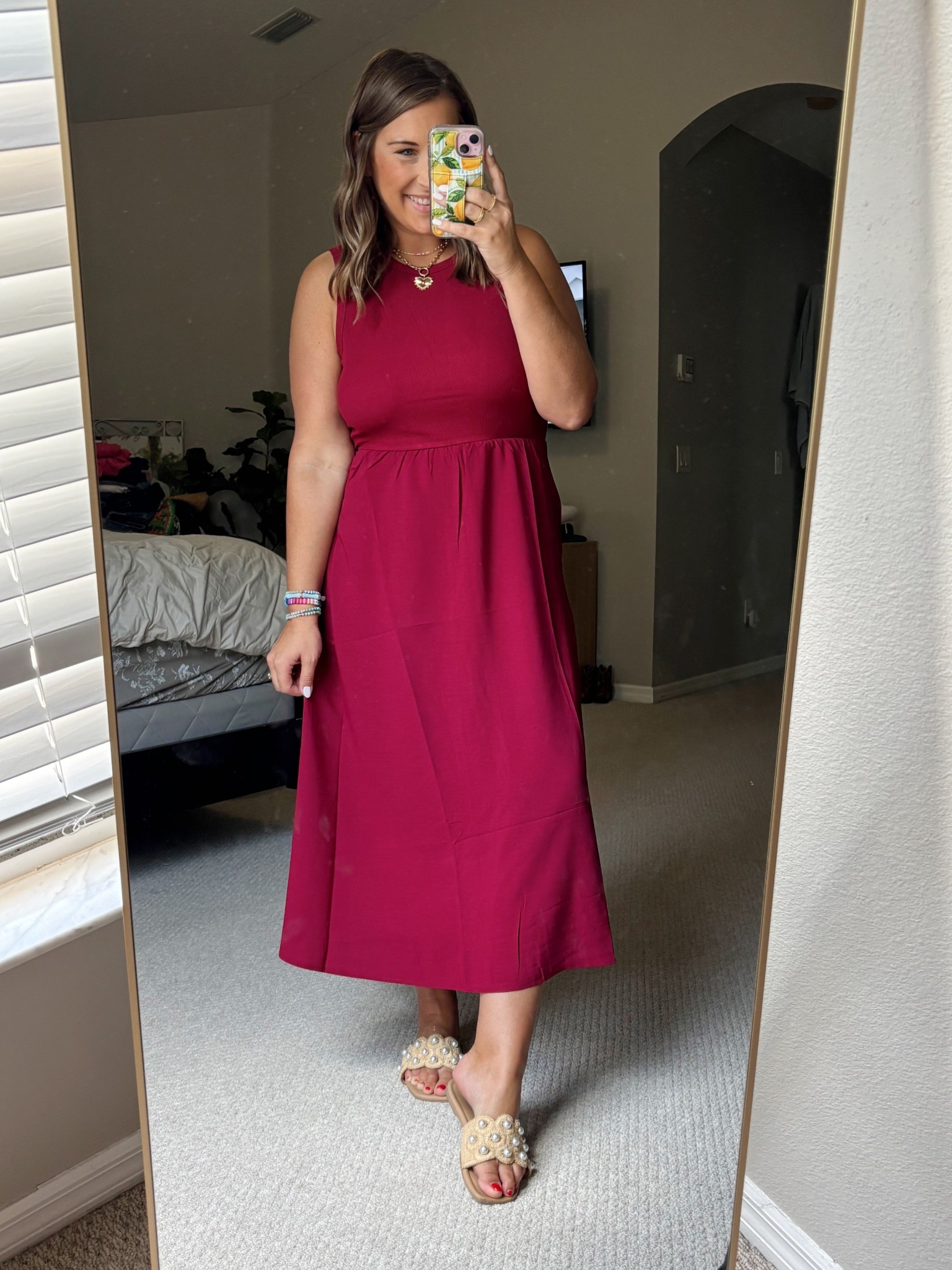 Love this mixed media dress & this color!!! Perfect heading into Fall 

TTS- medium 