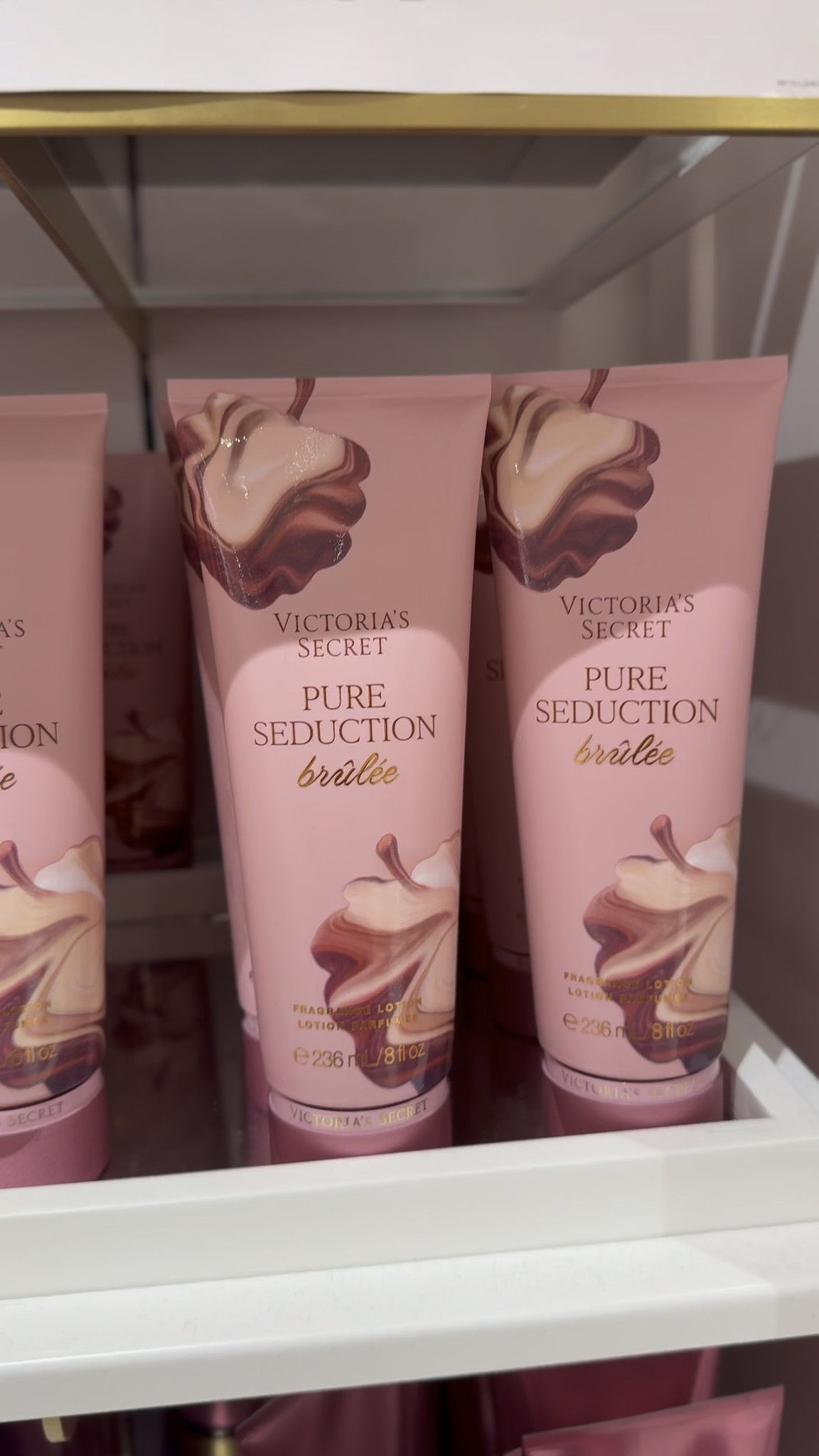 This is your sign to refresh your drawer 🖤✨
The Victoria’s Secret Semi-Annual Sale is live, and the deals are too good to pass up.
Bras, sleepwear, lounge, and beauty — all linked on my LTK so you don’t miss the good stuff.

#victoriassecret #vssavings #semiannualsale #pajamadeals #beautydeals #LTKfashion #LTKbeauty #LTKfinds #LTKsale #shoppingfavorites #onlineshopping #ShoppingWithPriiincesss #Atlantamom #AtlantaCreator #Atlantacontentcreators

#LTKBeauty #LTKSaleAlert #LTKselfcare