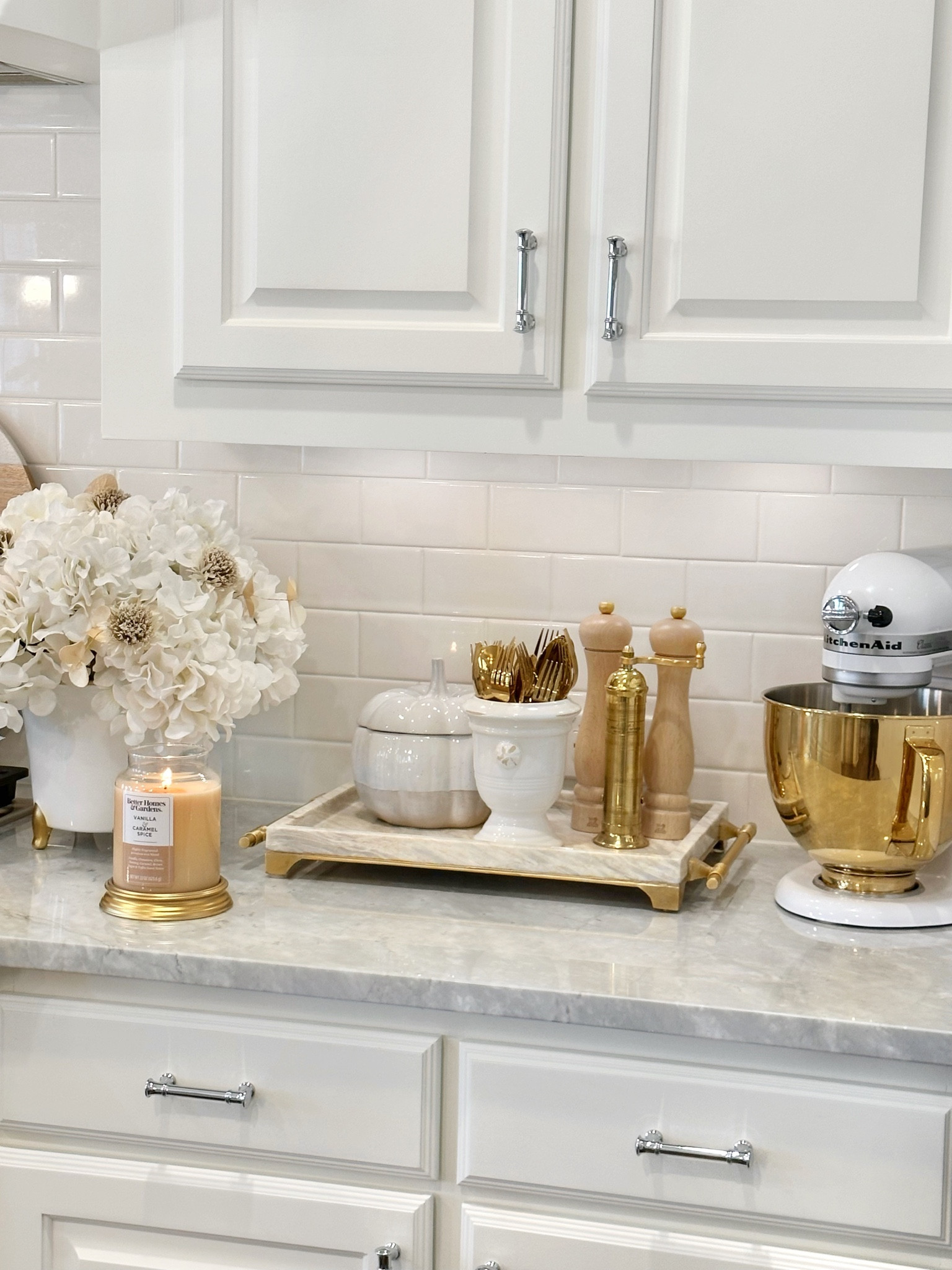 Fall kitchen decor 

#LTKsalealert #LTKhome #LTKSeasonal