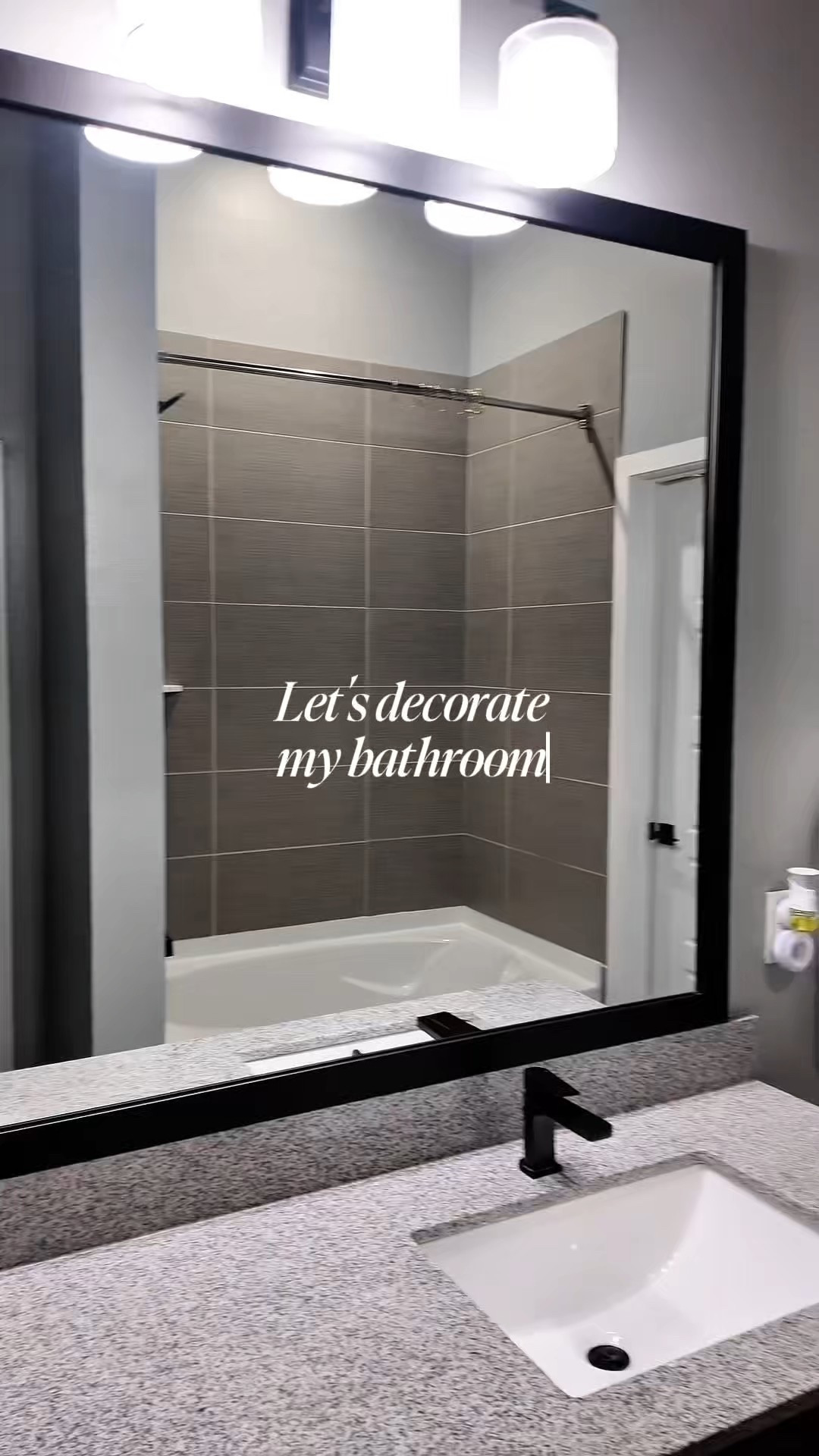 Let’s decorate my bathroom🤎
#amazonfinds

#LTKHome #LTKFindsUnder100