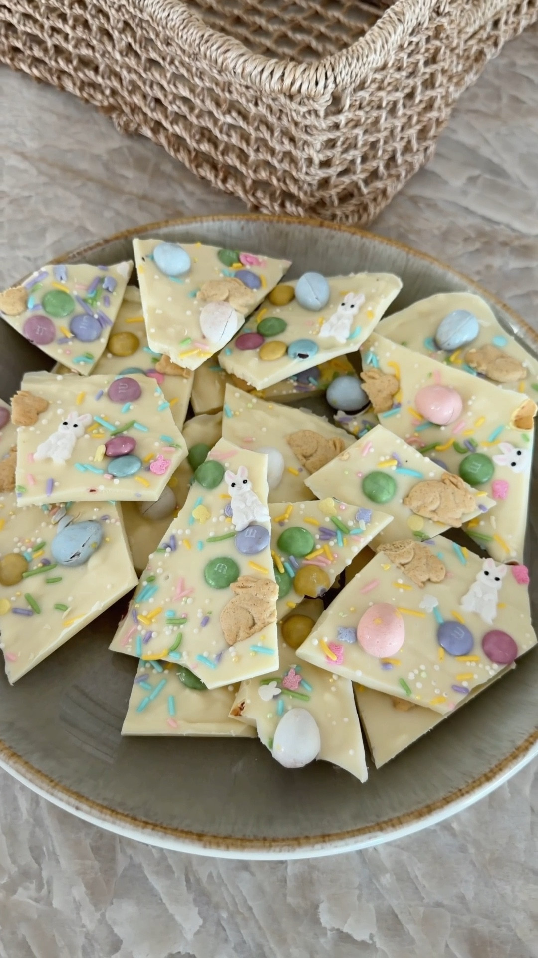 Easter bark 🐇🤍

#LTKHome #LTKmomlife #LTKSeasonal