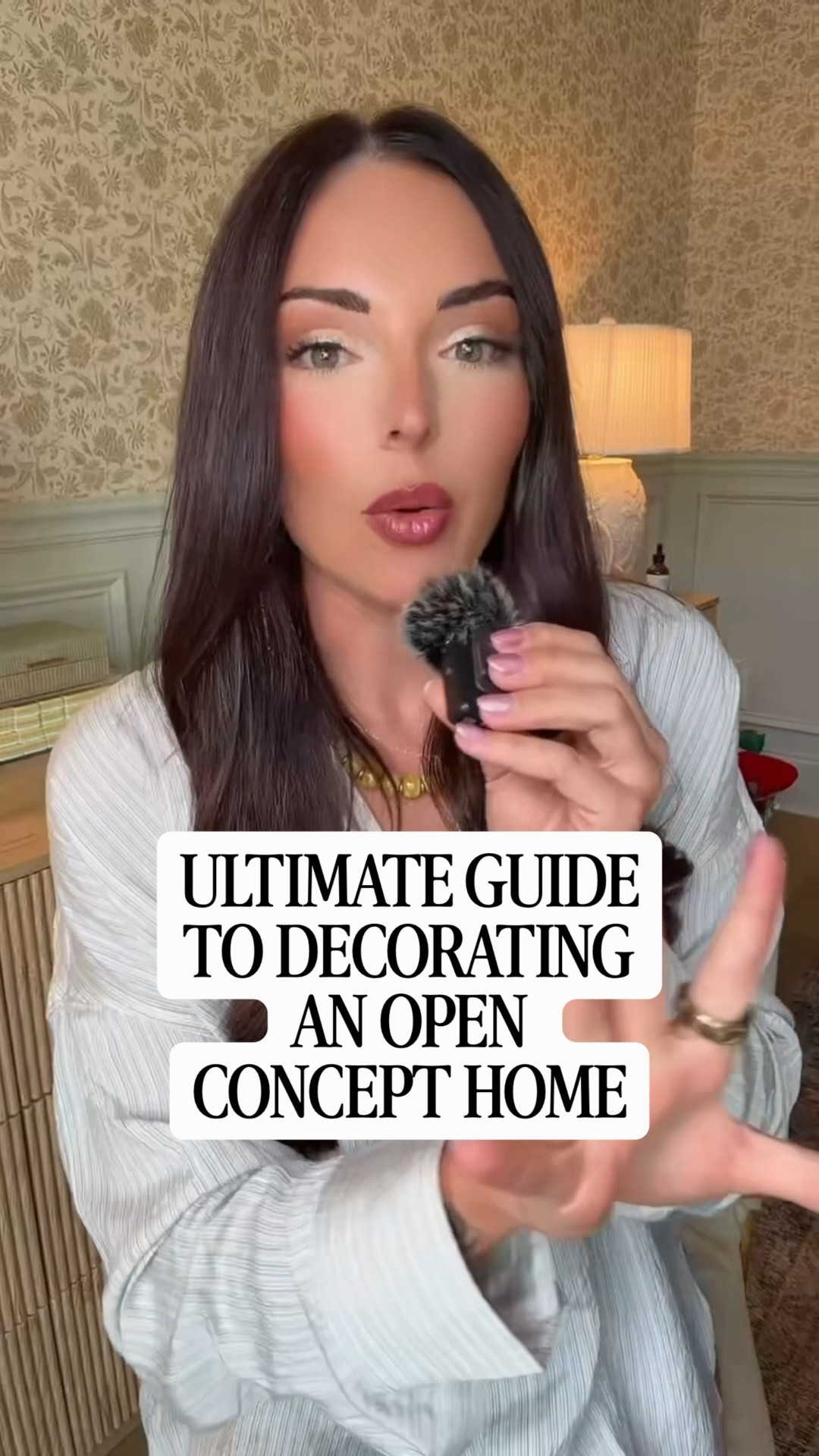 Open concept homes can either feel effortlessly elevated… or like one giant furniture showroom 😅✨

Here’s your ultimate guide to making an open concept space actually feel warm, intentional, and designer-approved 👏

Think:
• defining each zone with rugs
• creating flow with repeating colors/textures
• layering lighting instead of relying on one overhead light
• balancing furniture scale
• adding cozy moments so the space doesn’t feel cold or empty

An open floor plan should feel connected — not chaotic 🤍