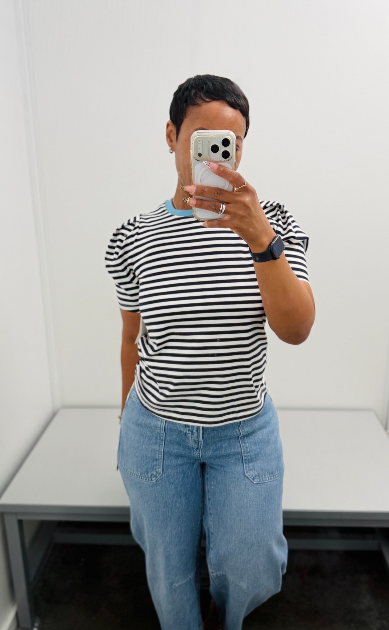 Wearing a size small in the top and a size 6 in the barrel jeans. This fit is very comfortable and the jeans fit me well. 

#ltkdenim 

#LTKSeasonal #LTKootd #LTKPetite