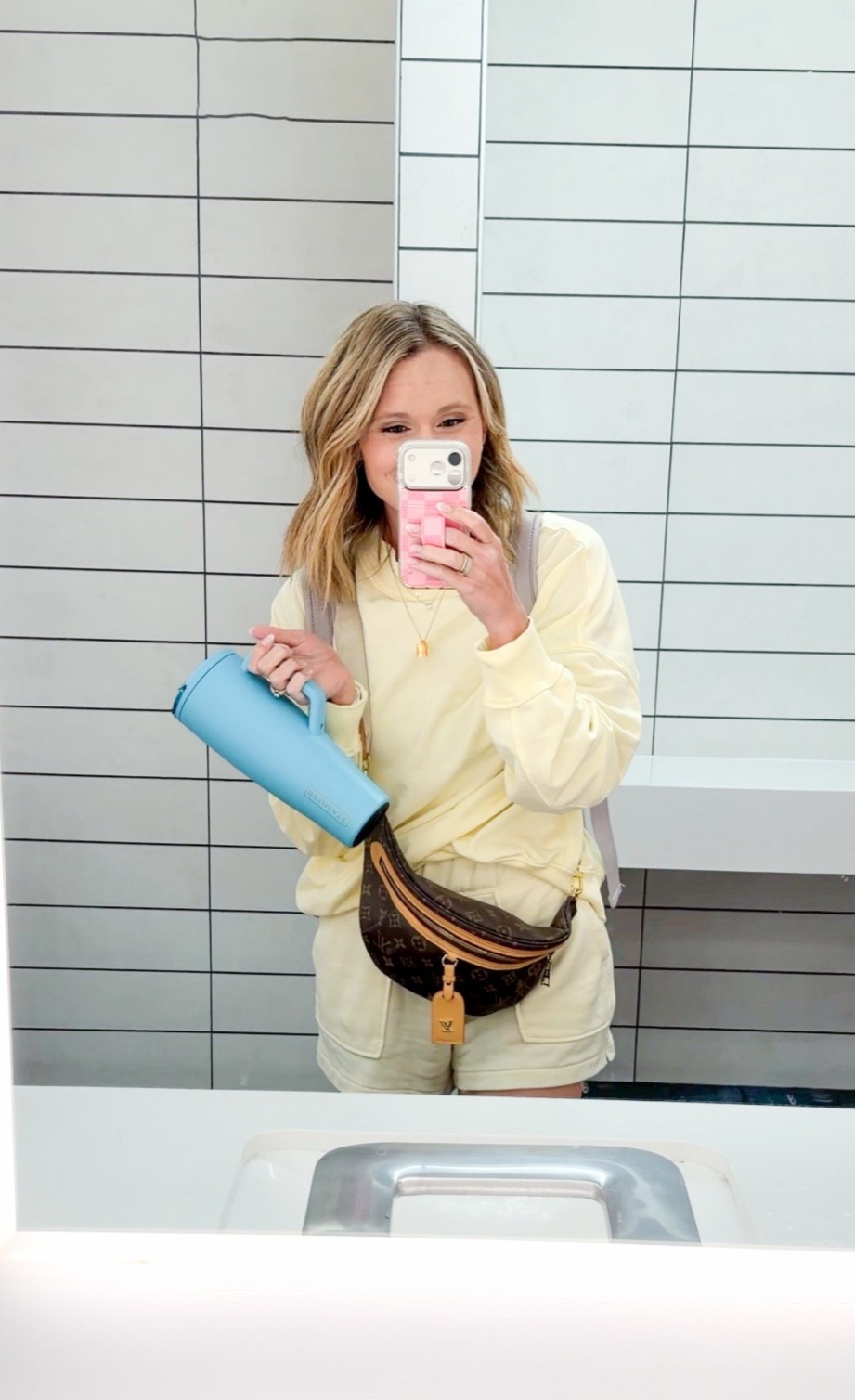 Travel OOTD - love a cozy travel set ✨💕

#LTKootd #LTKdayinmylife #LTKmomlife
