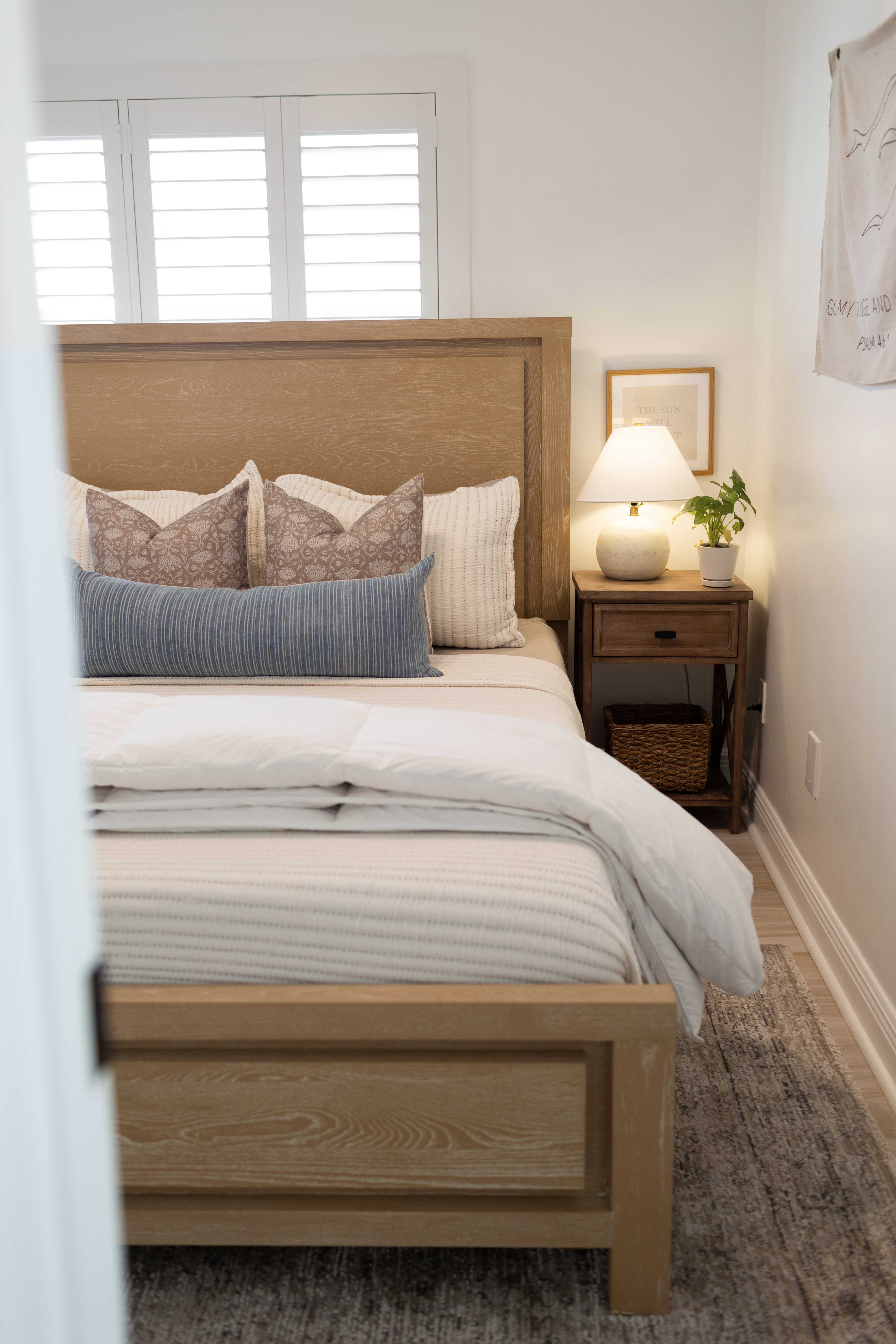 Easy, guest bedroom refresh with my favorite pieces to make your space cozy and ready for any guests! 

 #LTKHome #LTKSaleAlert #LTKFindsUnder100