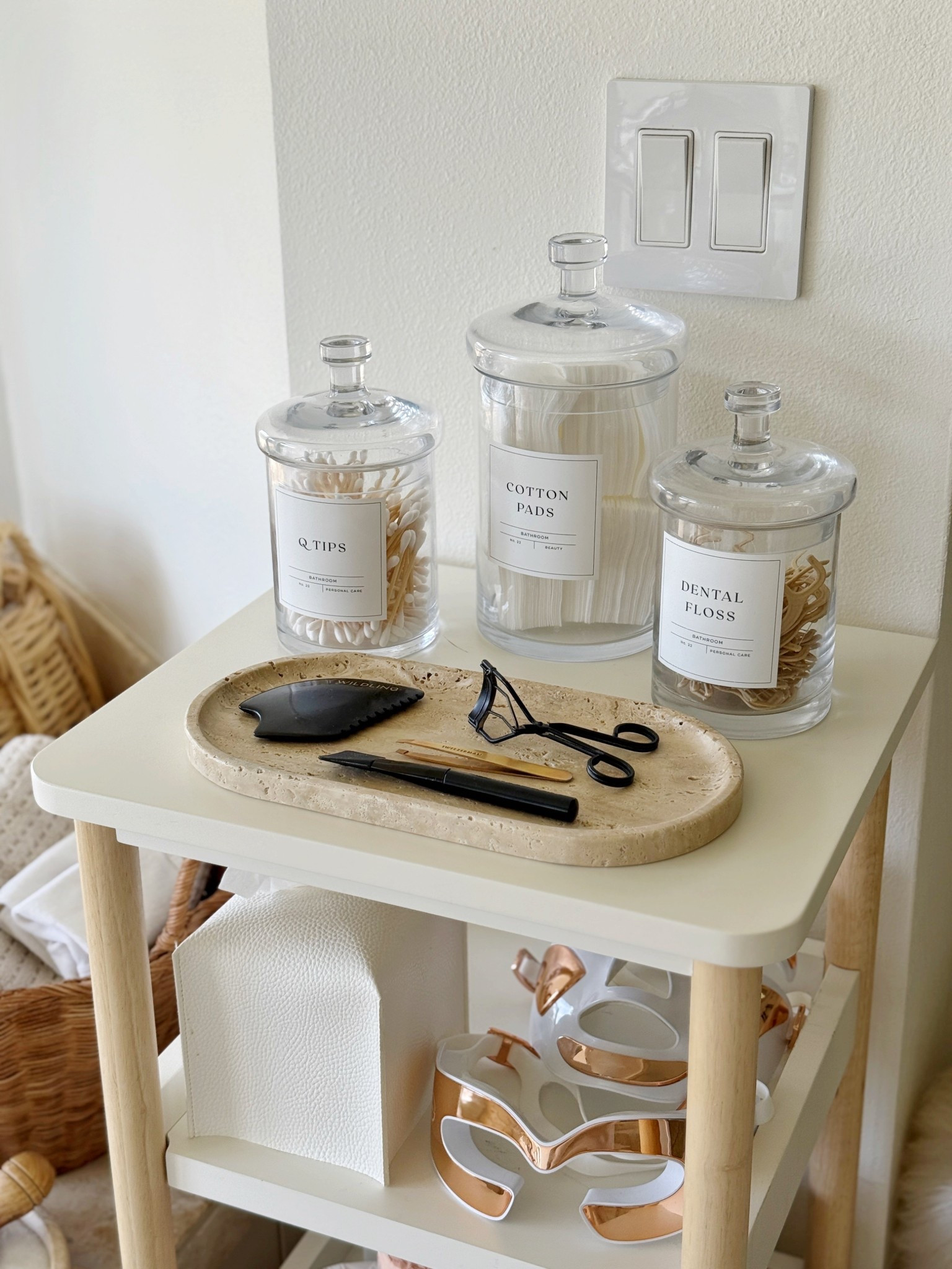 Spring cleaning and bathroom reset🫧 organized all of my non-toxic bathroom favorites: cotton pads, bamboo q-tips, floss picks and more!

Home decor

#LTKSeasonal #LTKBeauty #LTKHome