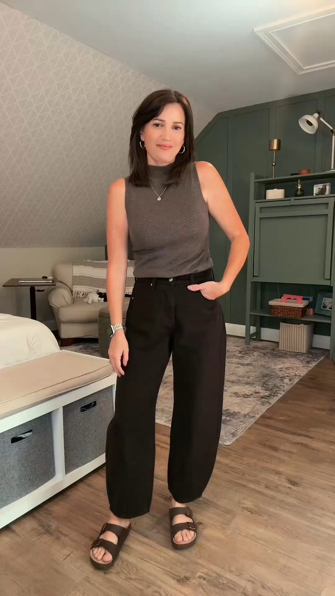 Monochromatic brown outfit | brown barrel jeans | work attire | Target jeans | fashion over 40 | wool blend mock neck

Jeans size 4, top small

#LTKootd #LTKOver40 #LTKWorkwear