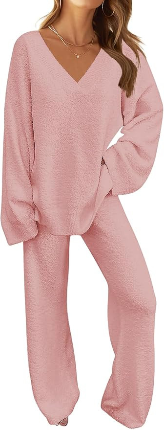 MEROKEETY Women's 2 Piece Outfits Fuzzy Fleece Pajama Set Long Sleeve Top Wide Leg Pants Loungewe... | Amazon (US)