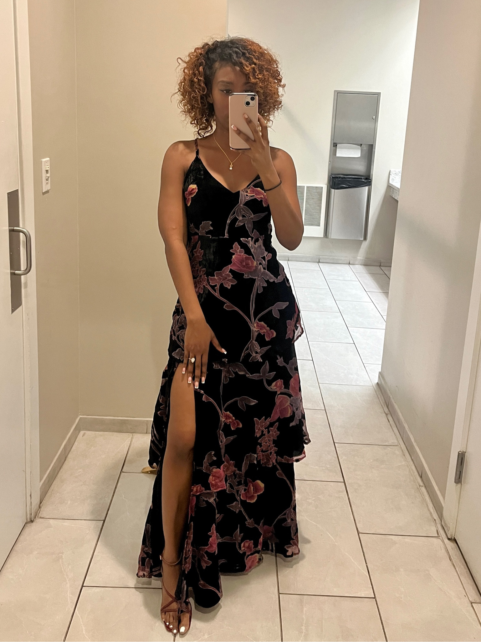 Lulu’s Holiday Dress 

#LTKStyleTip #LTKParties #LTKSeasonal