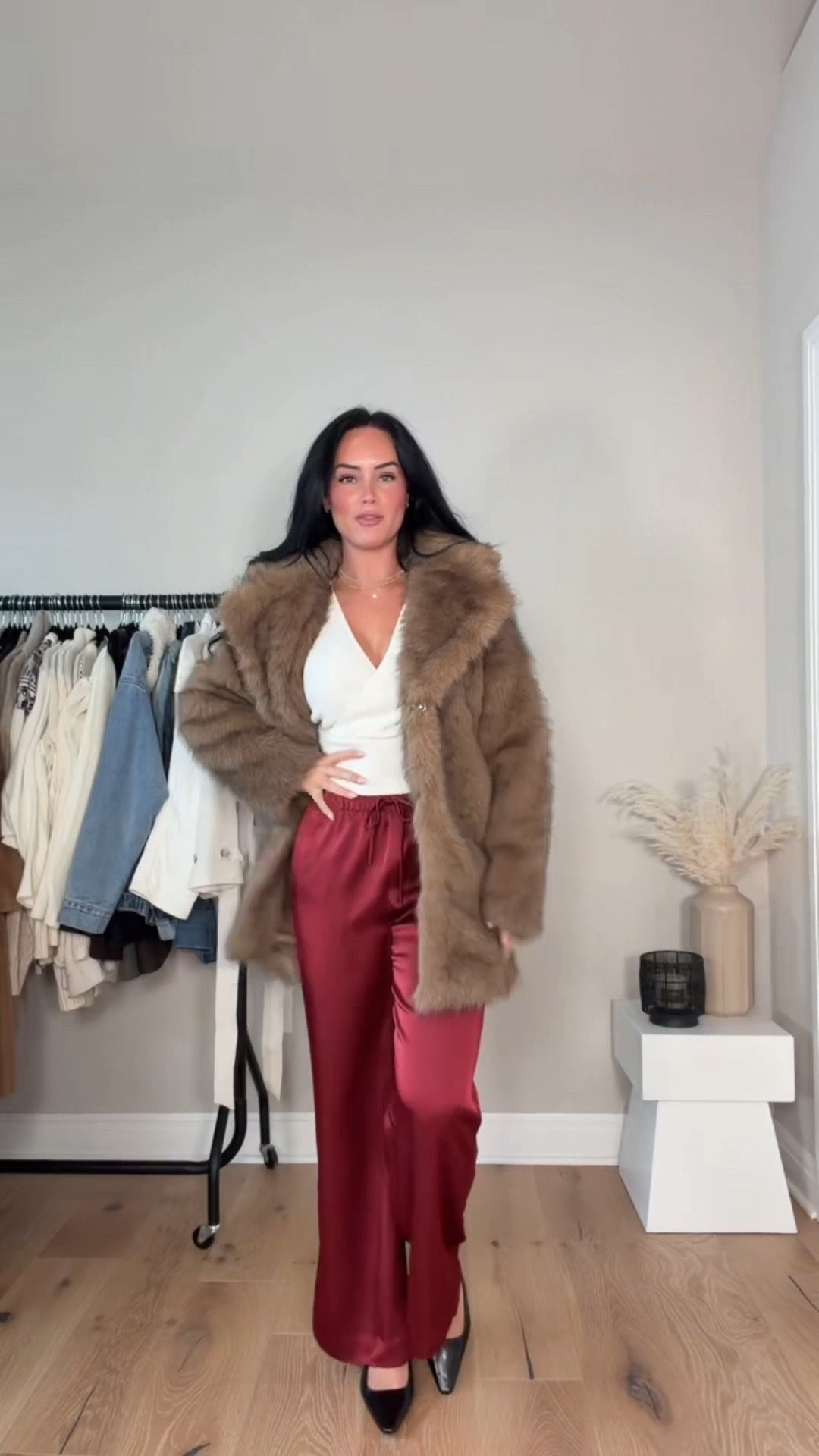 Cozy luxe holiday style with Aritzia classics ✨

 @aritzia #aritziapartner
My Sizing 5'7, 145lbs, 32dd




#LTKootd #LTKHoliday