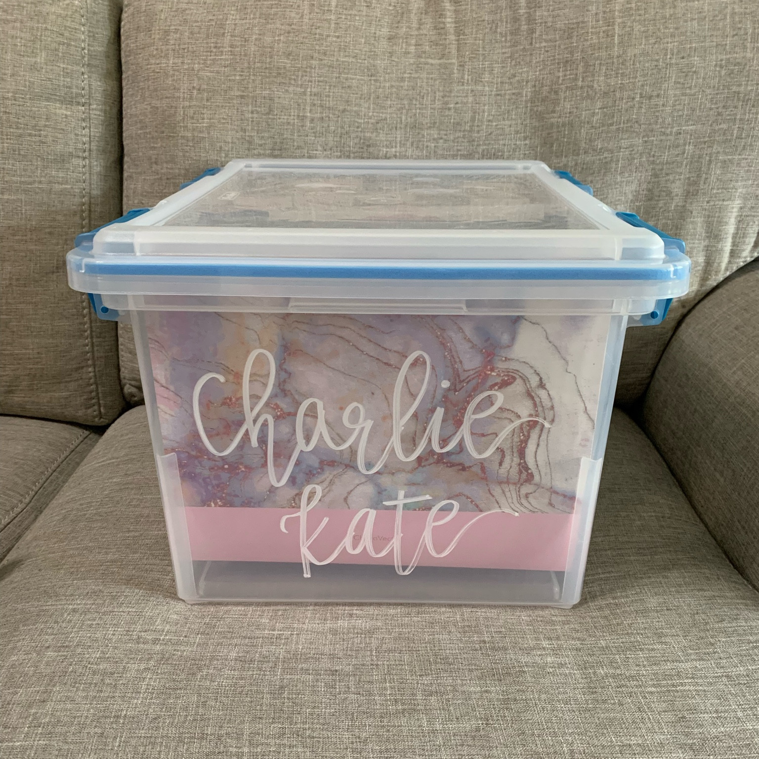 The perfect storage solution for all the schoolwork/artwork you collect over the years! Grab this tote + these hanging file folders, label by age or school year, and organize! 📥🗂️💕

#LTKfamily #LTKkids #LTKhome