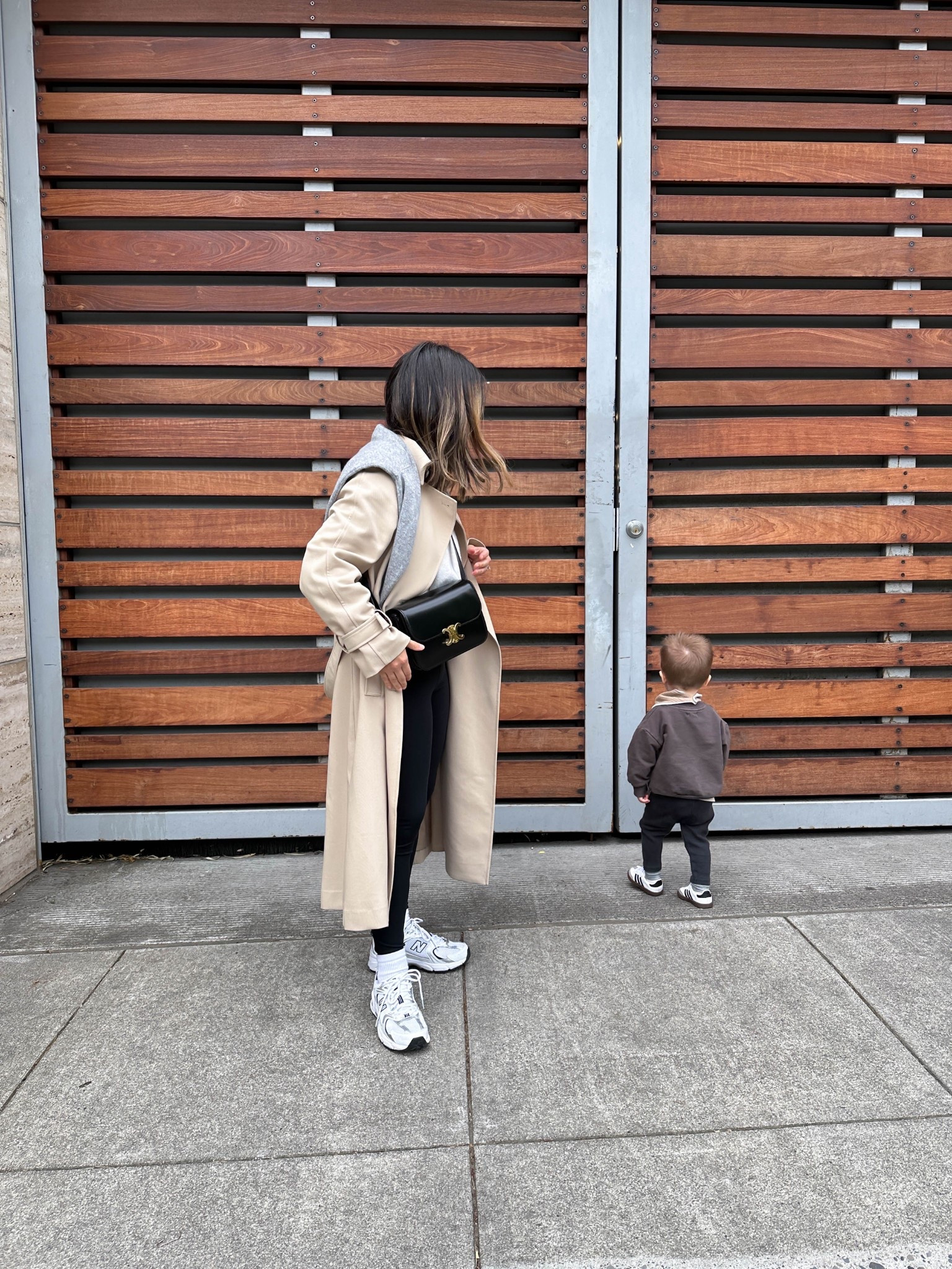 How to wear a trench and leggings. Socks over leggings. 

Oak & Fort Trench xxs. Runs oversized
Anine Bing sweatshirt xs (old)
Amazon leggings xs 
Amazon socks 
Celine Triomphe medium
New Balance sneakers 4.5 mens
Everlane sweater xs
YSL Sunglasses

#LTKPetite #LTKShoeCrush #LTKItBag