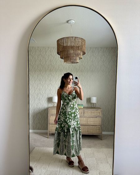 You’ll definitely want this dress for your next vacation! Loving the green vibes 🌿💚🥝

@walmart #walmartpartner

@walmartfashion #walmartfashion

#LTKFindsUnder50 #LTKSeasonal #LTKStyleTip