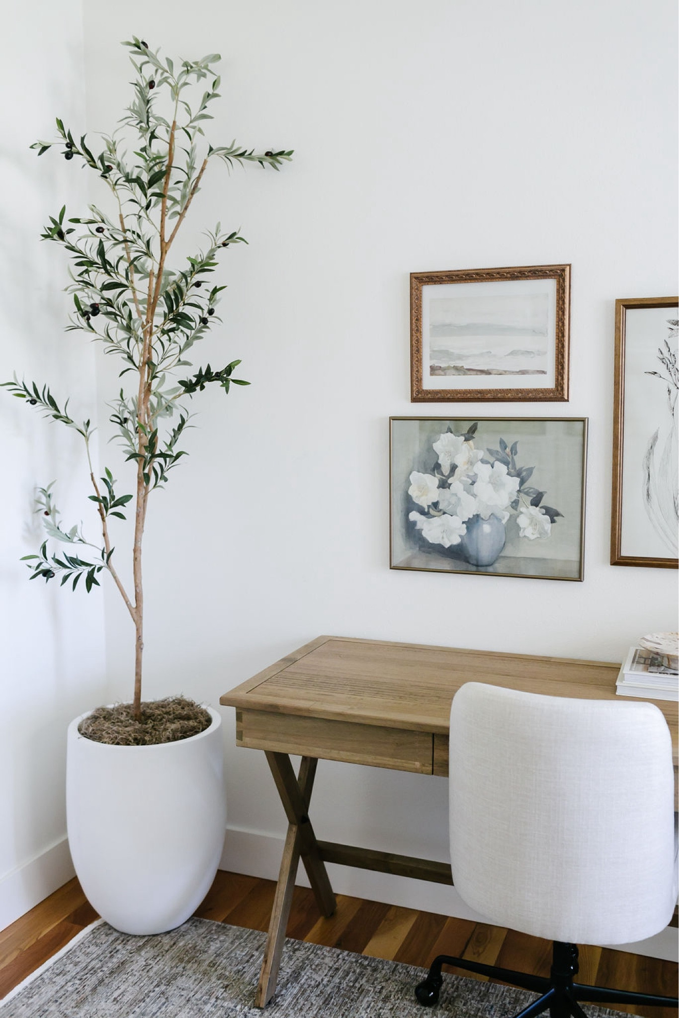 Spring summer decor for the home office 

#LTKstyletip #LTKhome #LTKfindsunder50