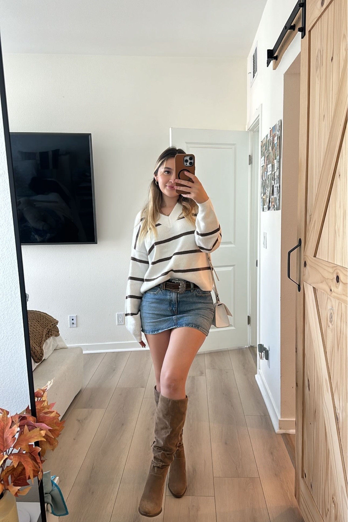 Pumpkin patch date 🍁 

My boots are from target but they are now discontinued! 

#LTKSeasonal #LTKHalloween