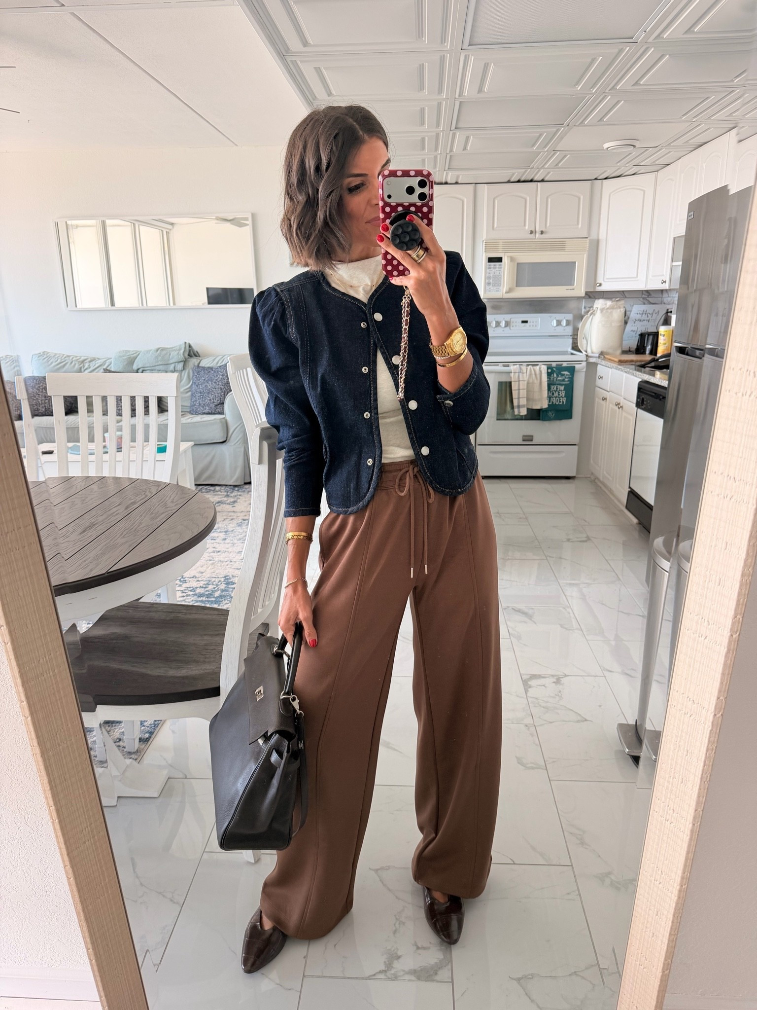 Today’s fit- love these @Walmart sweatpants! 
Size xs in all. I’m 5’5 for reference.